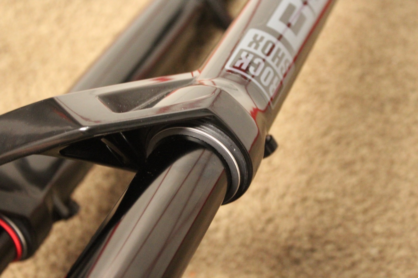 NEW RockShox BoXXer Suspension Fork 29″ 200mm 20x110mm DH Downhill Straight MTB