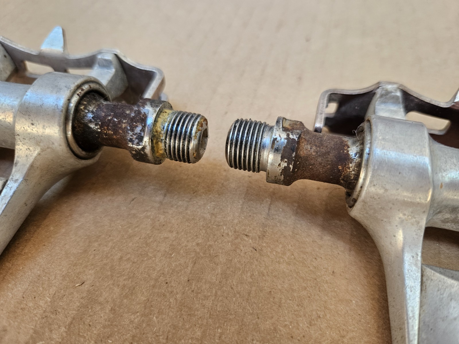Vintage MKS Esquartz 107 Road Bike Platform Pedals Left Right Set 9/16″ Japan