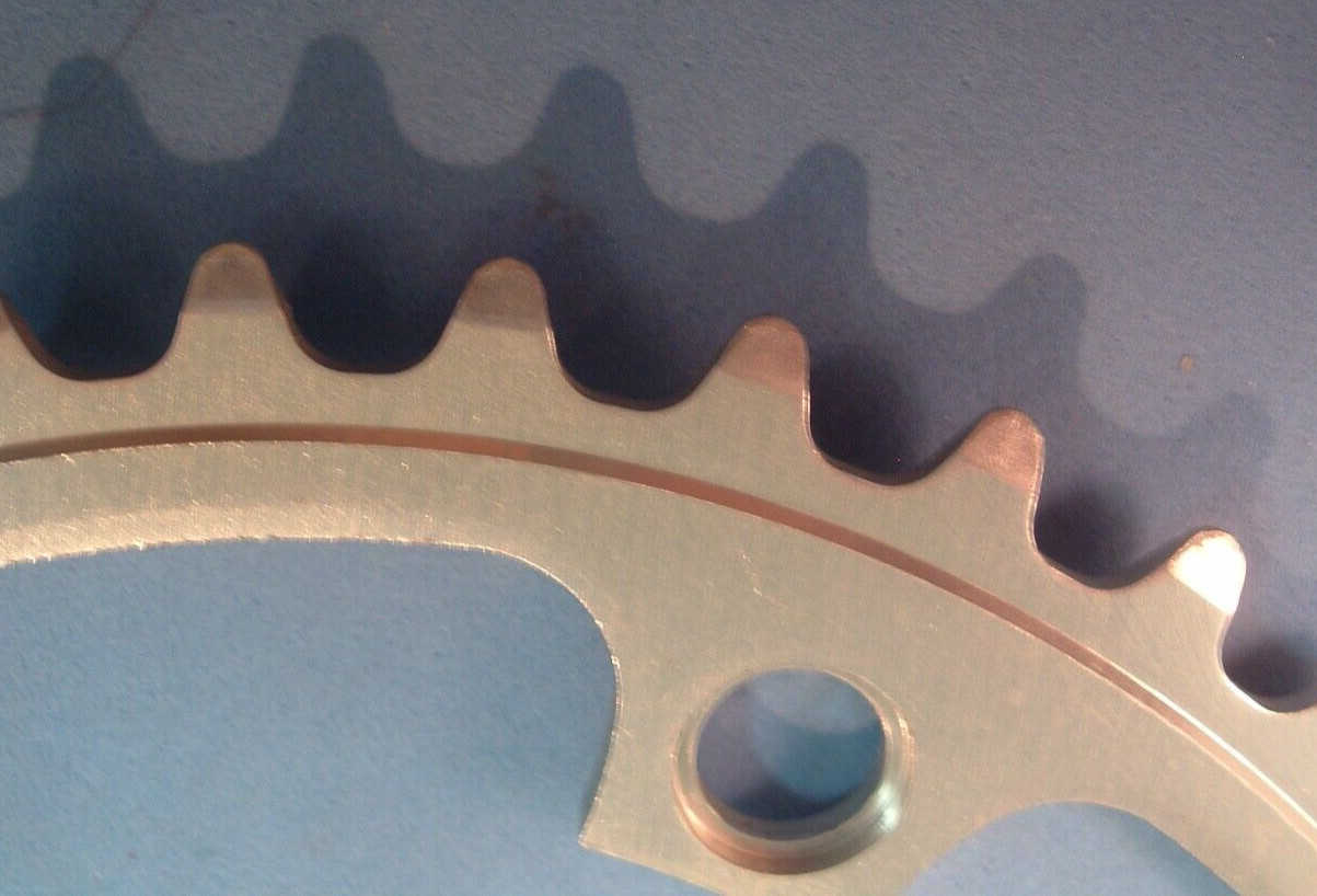Shimano 600 LD 42T Biopace NEW / NOS Chainring Oval- 6/7/8/9-Spd-130MM-NMint