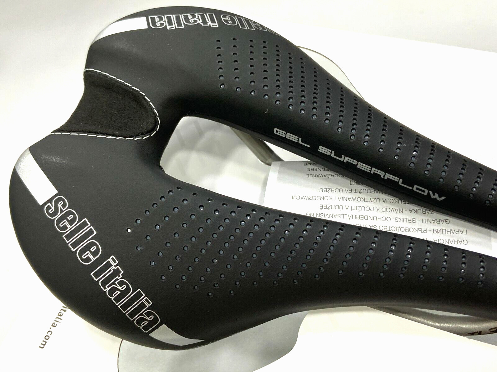 Selle Italia Max SLR Gel Superflow Ti 316 Rail L3 145x275mm Saddle (Black)