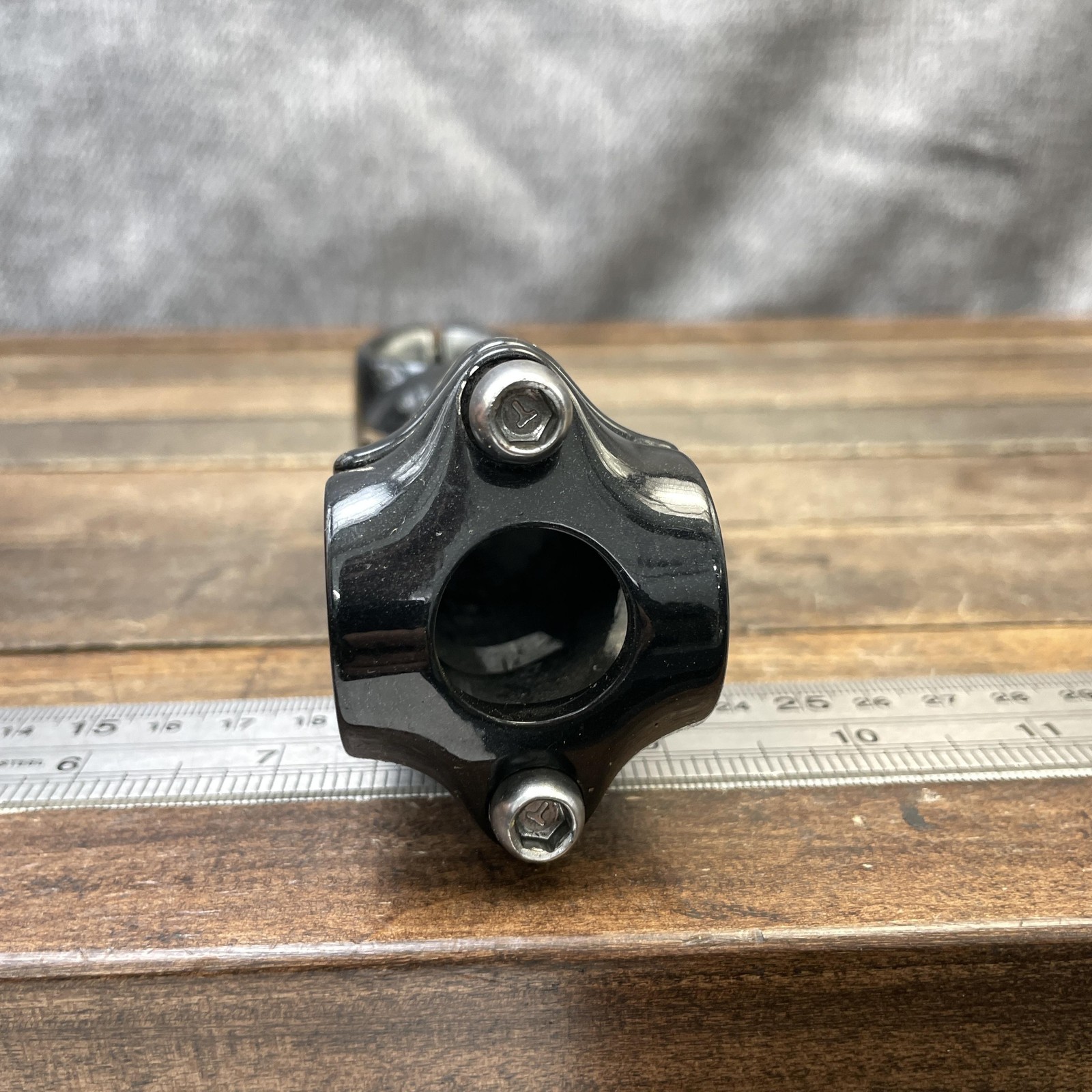 Bike Stem 1 1/8 Threadless Black Carbon Fiber Center 25.4 mm Clamp