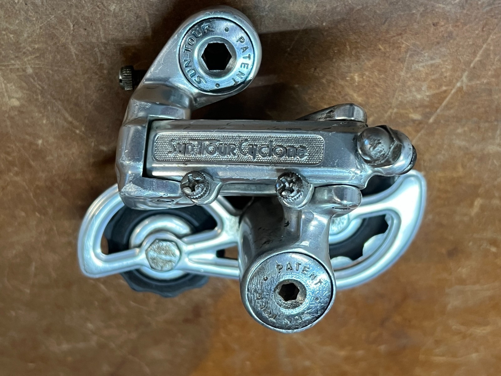 Vintage SunTour Cyclone Rear Derailleur , 5-7 Speed, Short Cage.