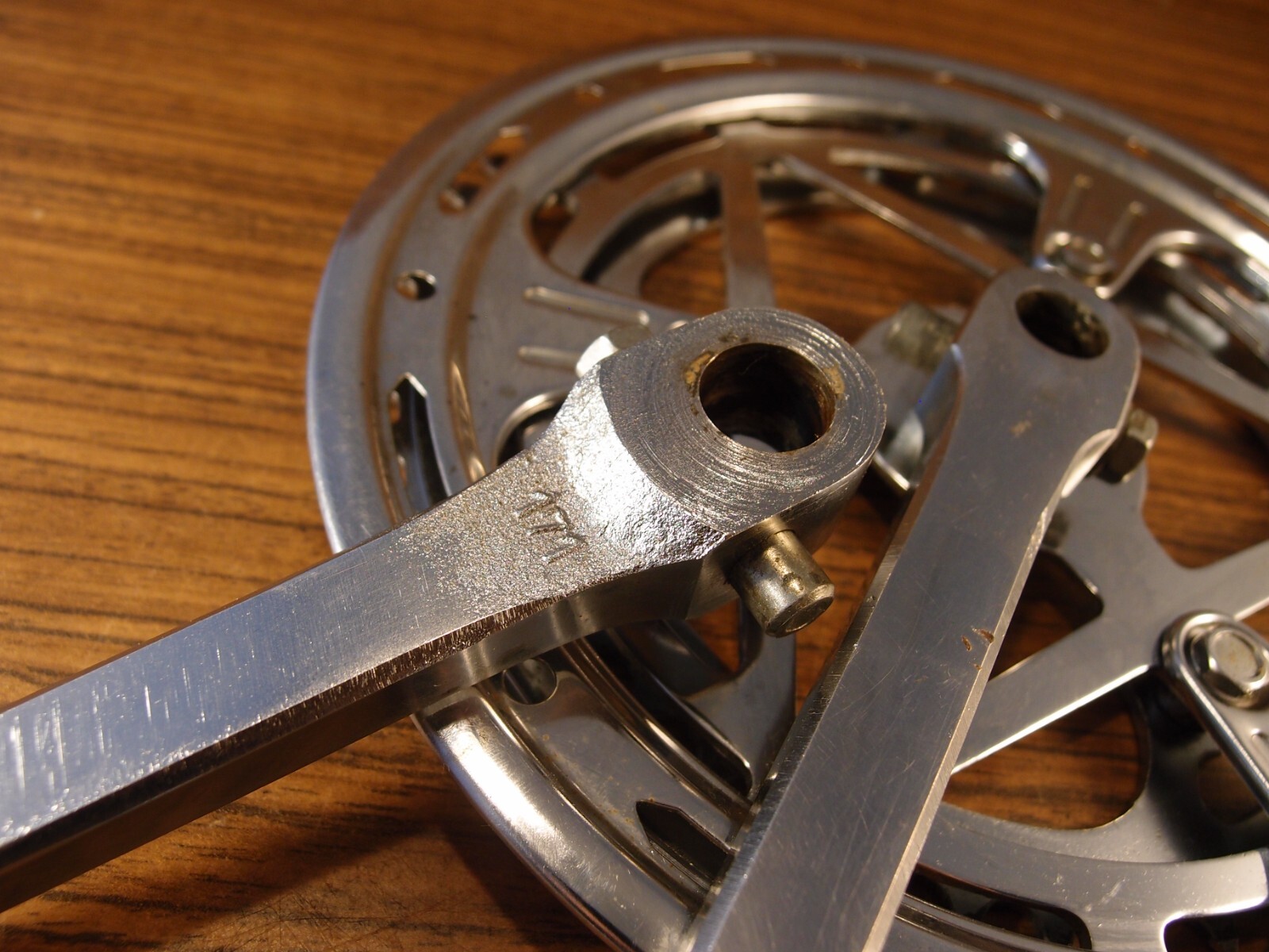1980’s steel touring double crankset made in France 32/52 T 171 mm