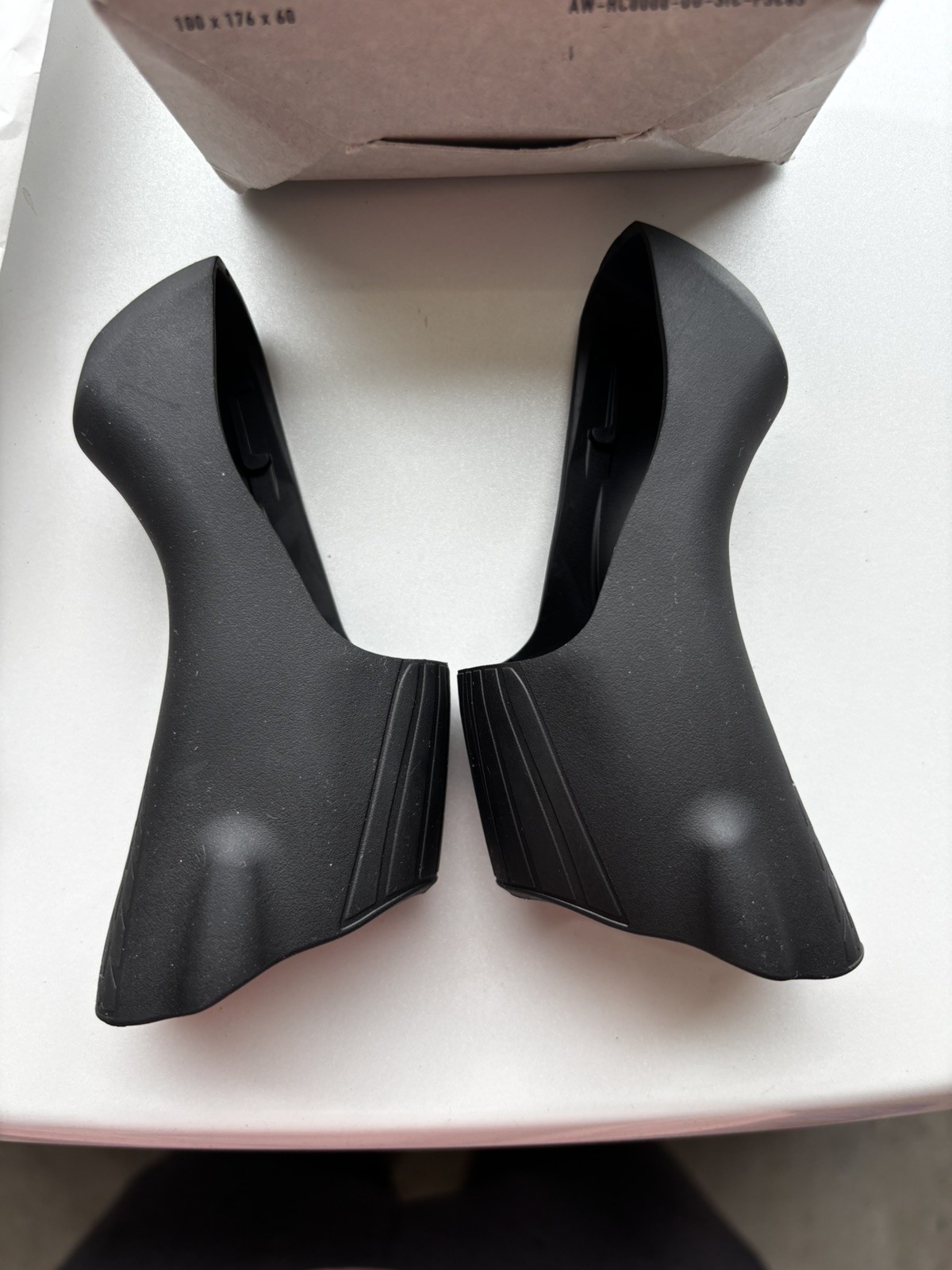 Shimano ST-R8000/R7000 Brake Hoods, Part #Y0DK98010, black, New in the box!