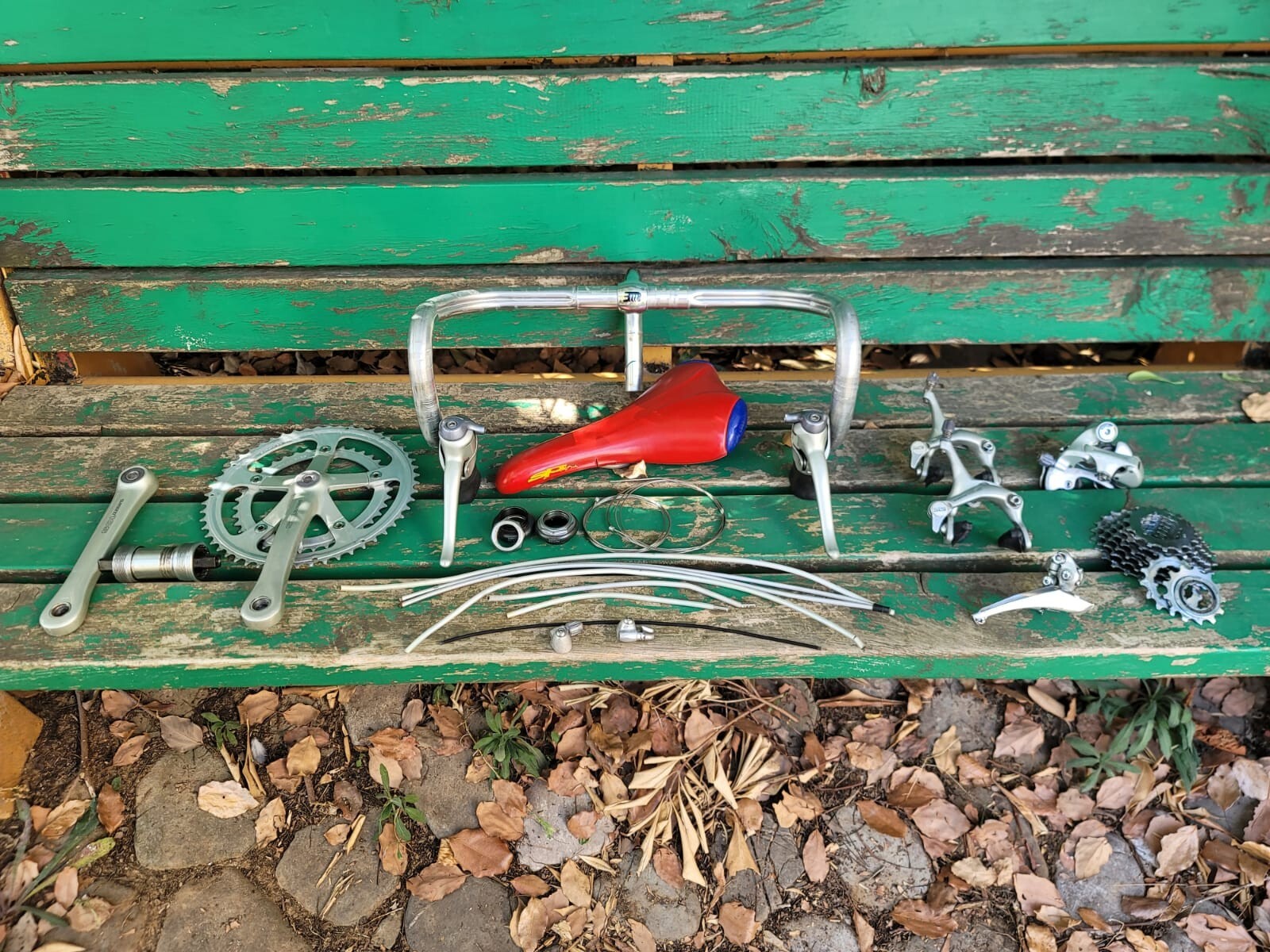 Shimano 105 8 Speed STI Groupset + ITM Handlebar and 3ttt Stem Selle Italia SPX