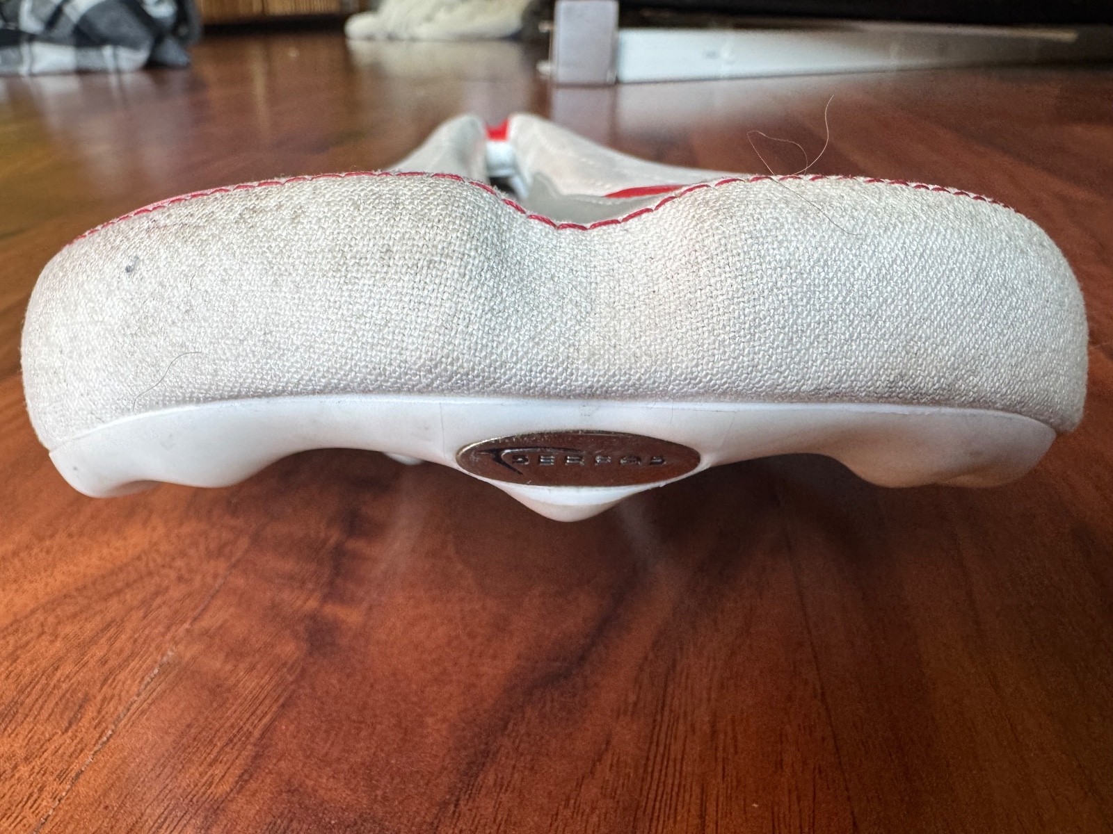 Serfas Carma Women’s Saddle Titanium