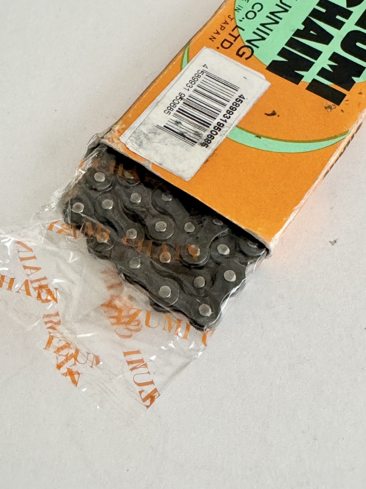 IZUMI 410C STD 3/32″ 5/6/7-Speed Chain 116L for Classic Vintage Bicycle