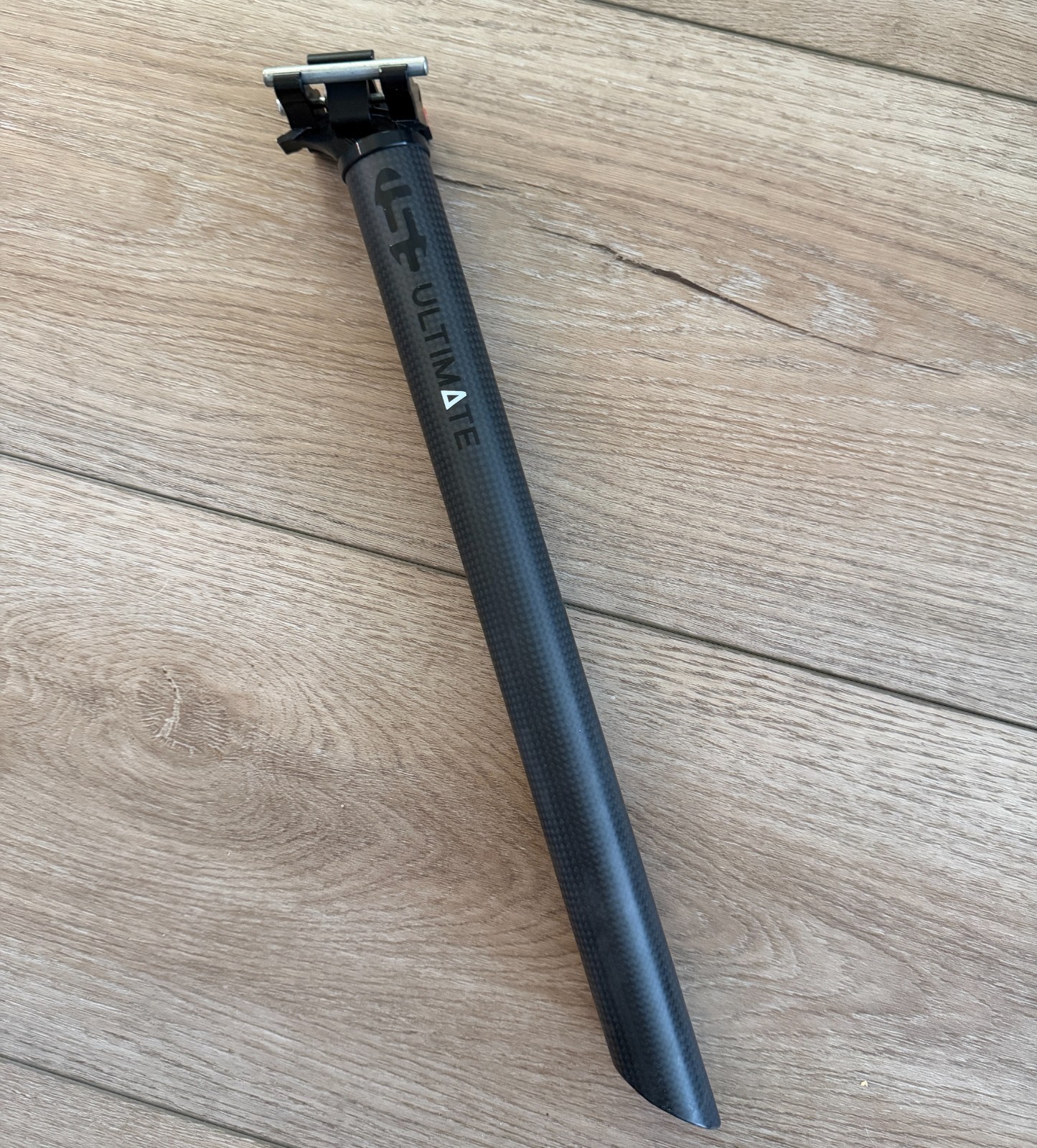 USE Alien Ultimate Carbon Seatpost 31.6mm 400mm