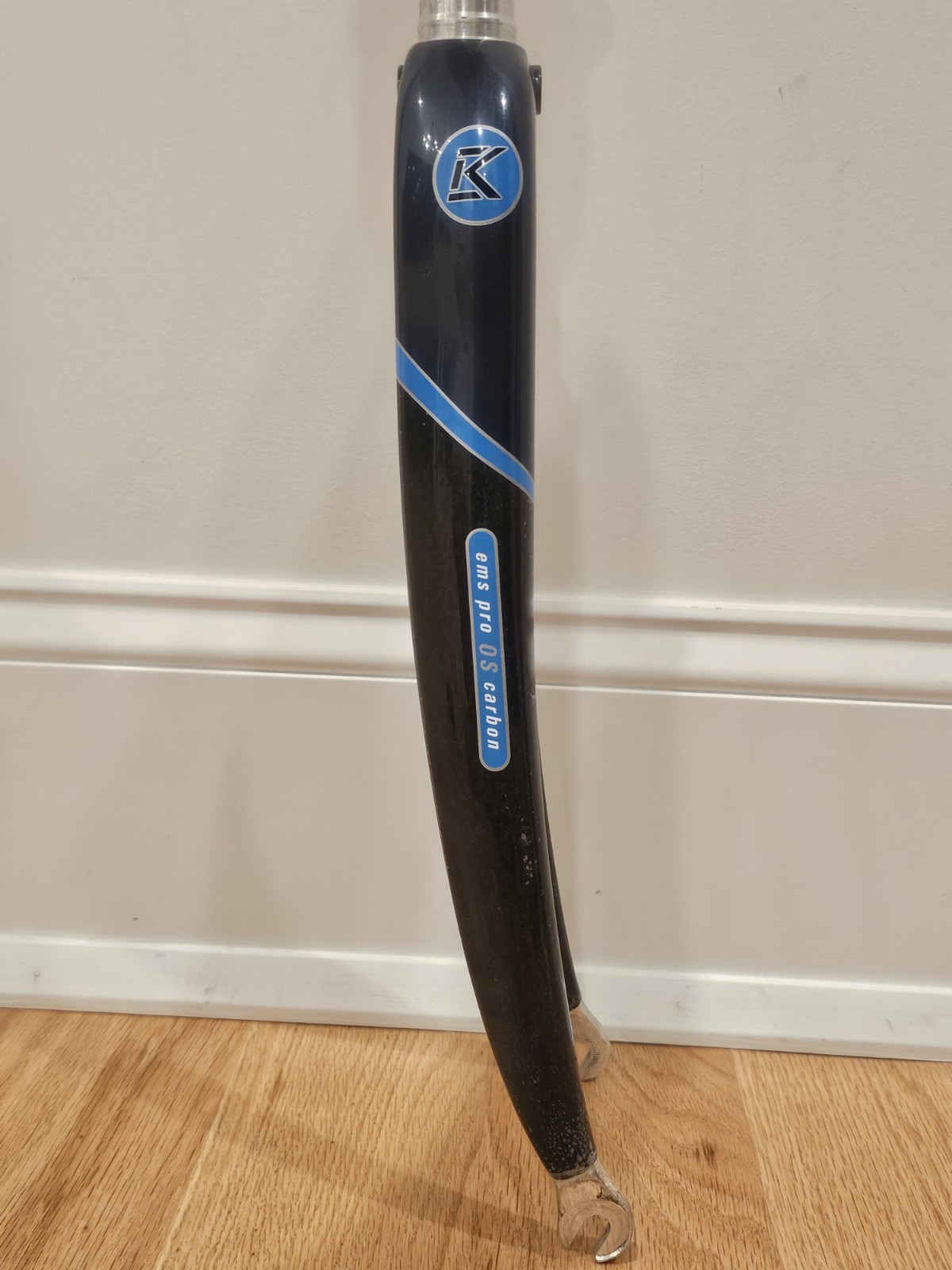 Kestrel EMS Pro OS Carbon Fork 1 1/8″ Threadless, 223mm Alloy Steerer, Road Bike
