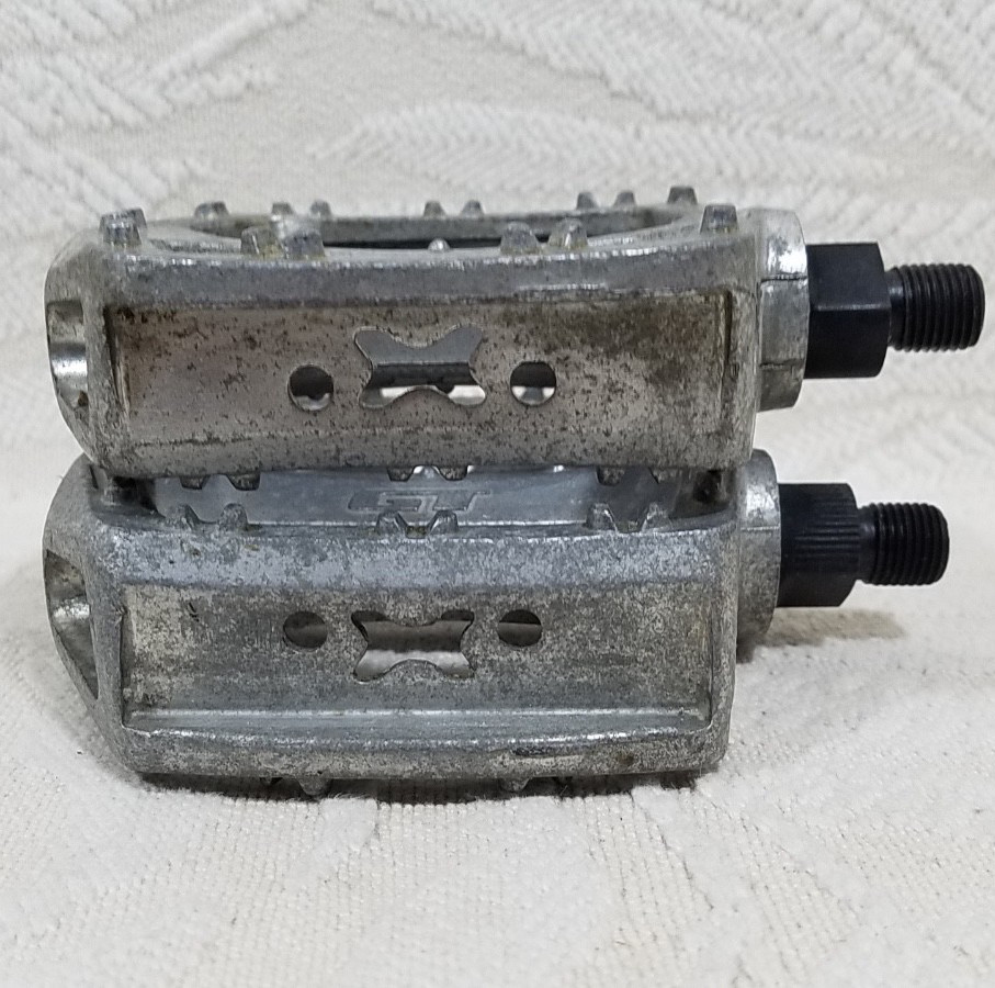 GT BMX VP-821 PEDAL MID OLD SCHOOL 1/2in. STAMPED 1990’s VTG RACING FREESTYLE