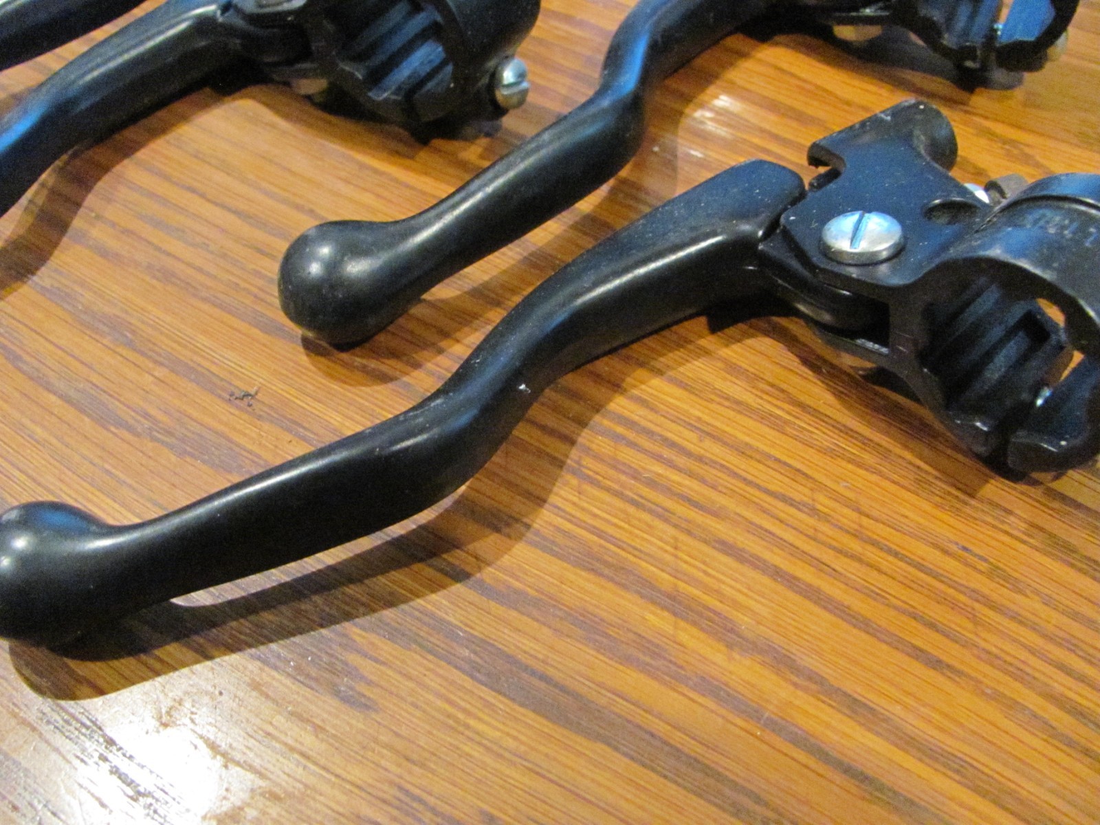 Lusito 7″ Black Aluminum Brake Lever Handle Type Polished – Set of 2