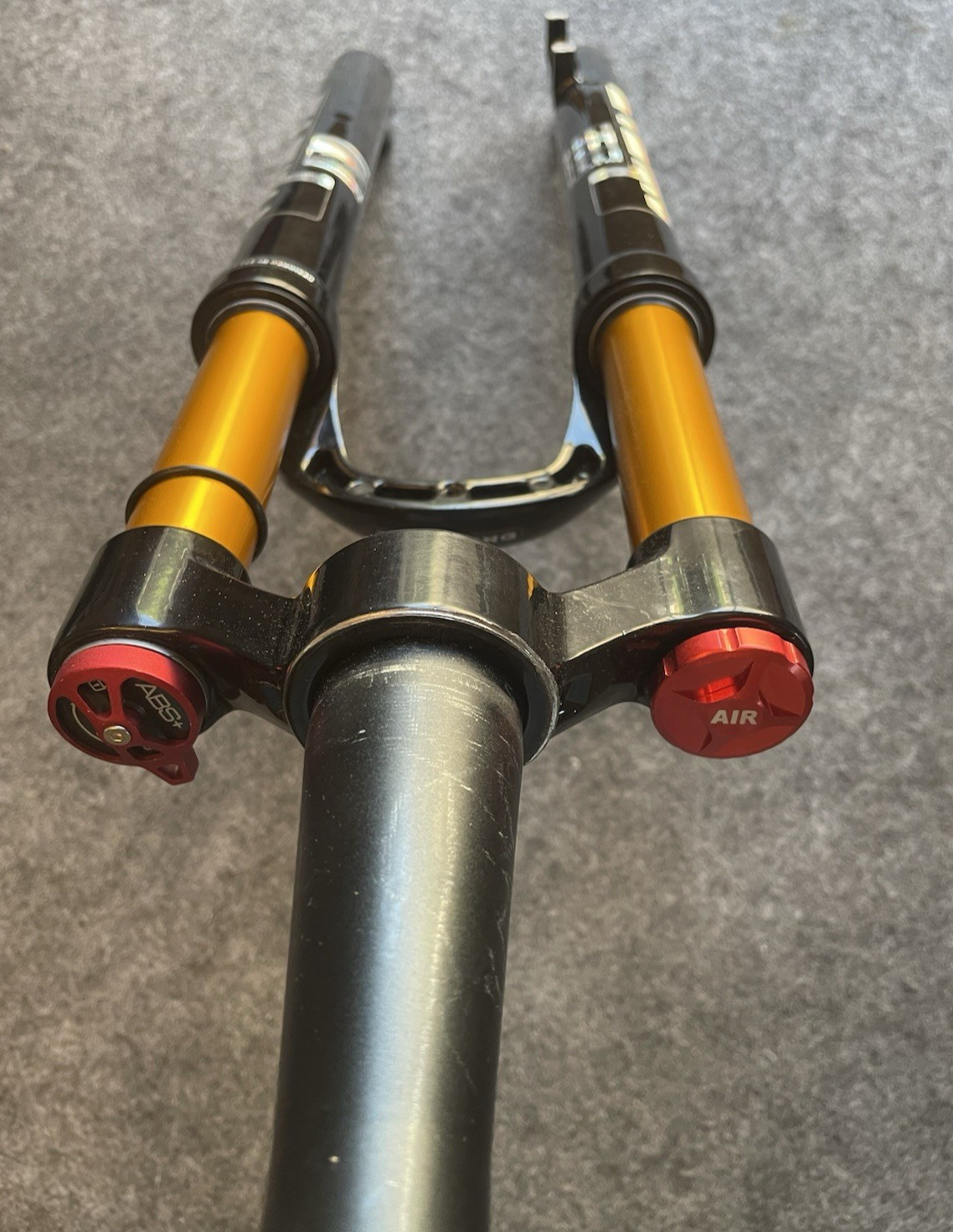 ZTZ 29in MTB Air Suspension Fork, Tapered Tube, 120mm Travel, 9mm QR