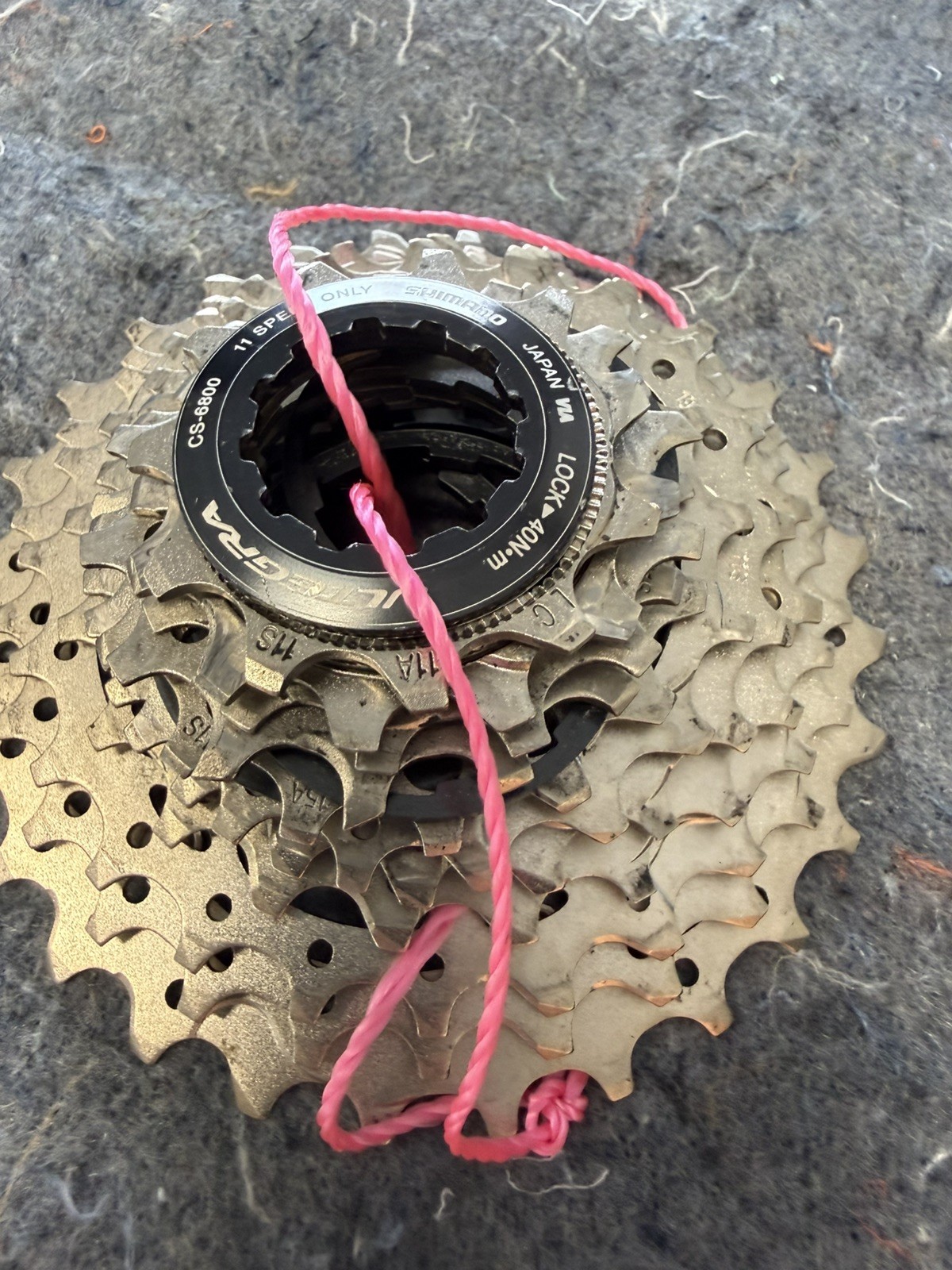 Shimano Ultegra R6800 di2 groupset, 11 speed, 172.5mm, 50-34/11-28 gears