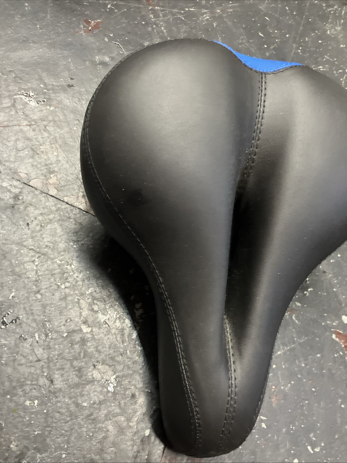 Bicycle Seat, Memory Foam, Waterproof, Universal Design B31
