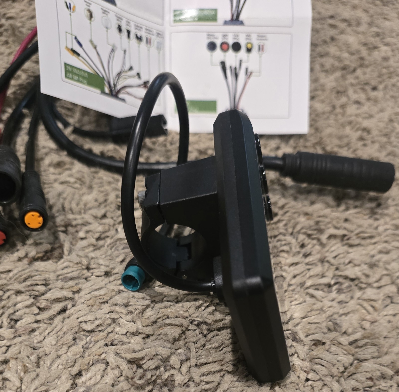 E-bike JN 36V/48V 15A 250W 9 PIN Square wave controller with light wire & Remote
