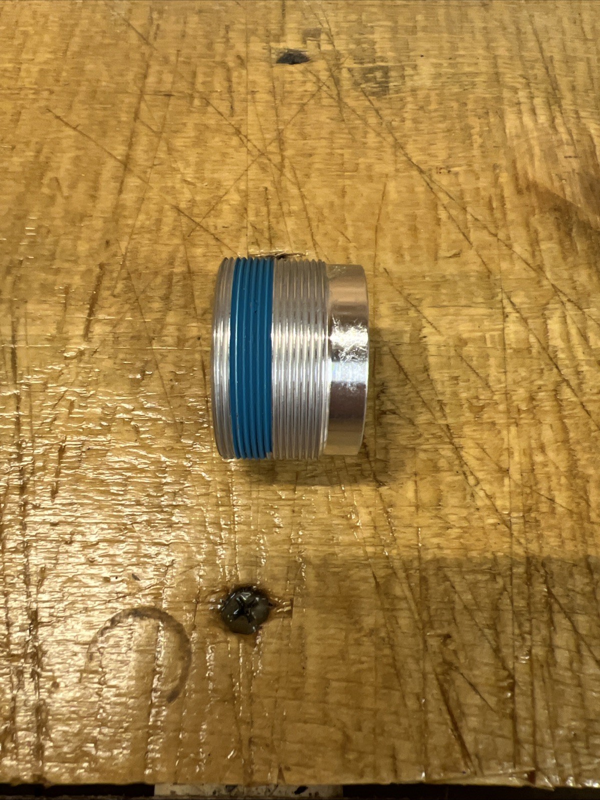 New Shimano BB-UN300-E LL123 Square Taper BB British 68mm : 122.5mm Silver