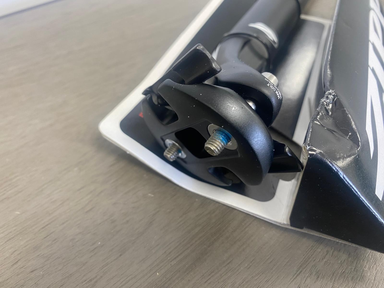Zipp Service [5933] Course Seatpost Blast Black, 20/350mm/31.6