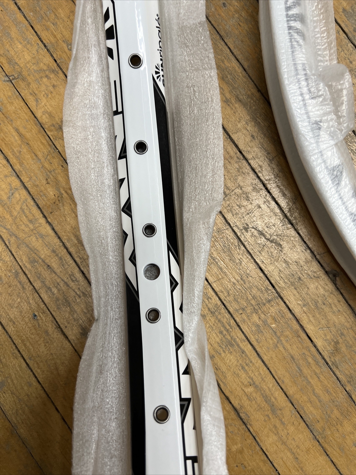 Pack of 2 Envy FT Sun Ringle 24in Envy FT White 36 | Eyeletted Spoke Holes