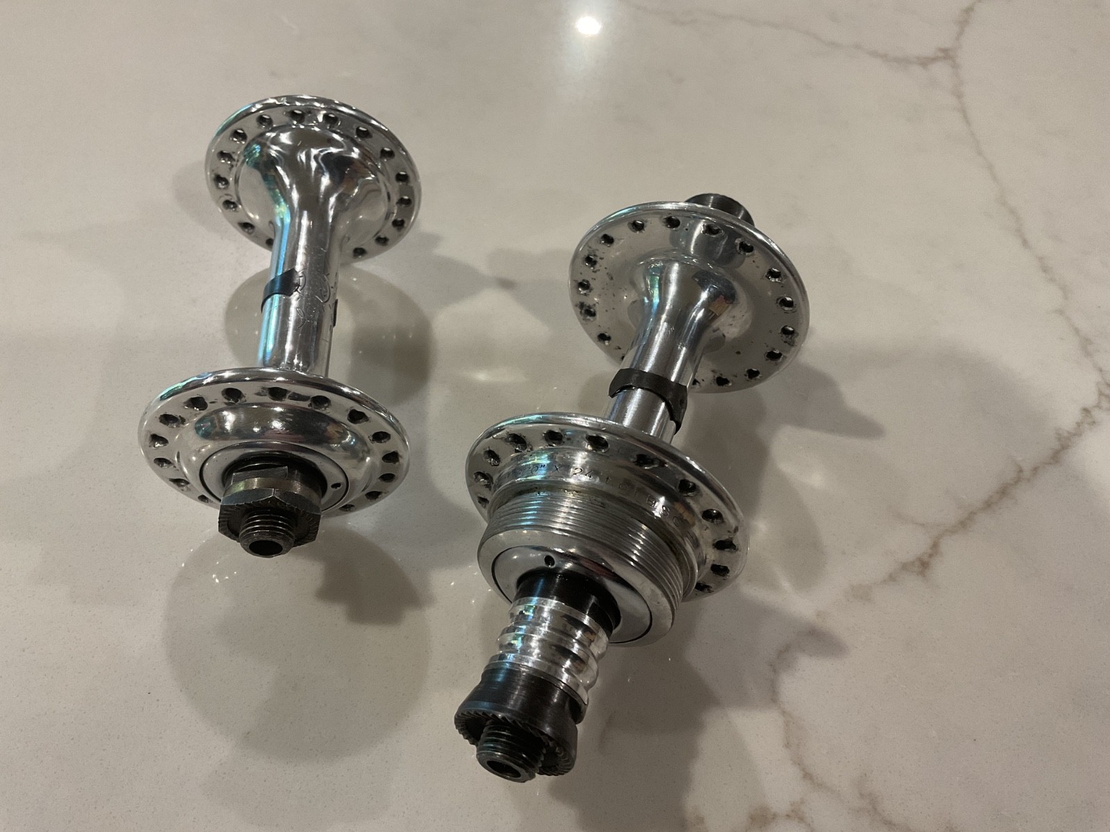 Campagnolo Record Hubs 36 Hole 1980s 100/126mm English