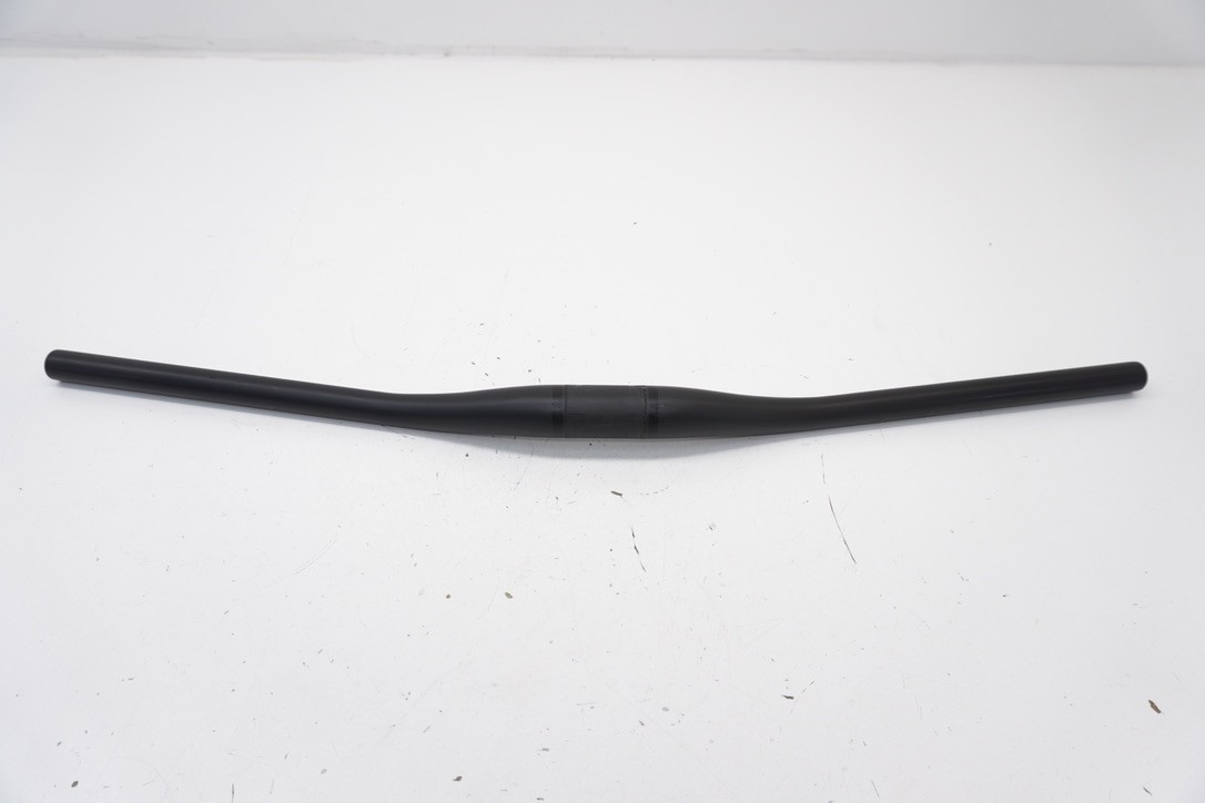 Pivot Cycles Phoenix Alloy Handlebars 35mm Diameter 20mm Rise 780mm Width