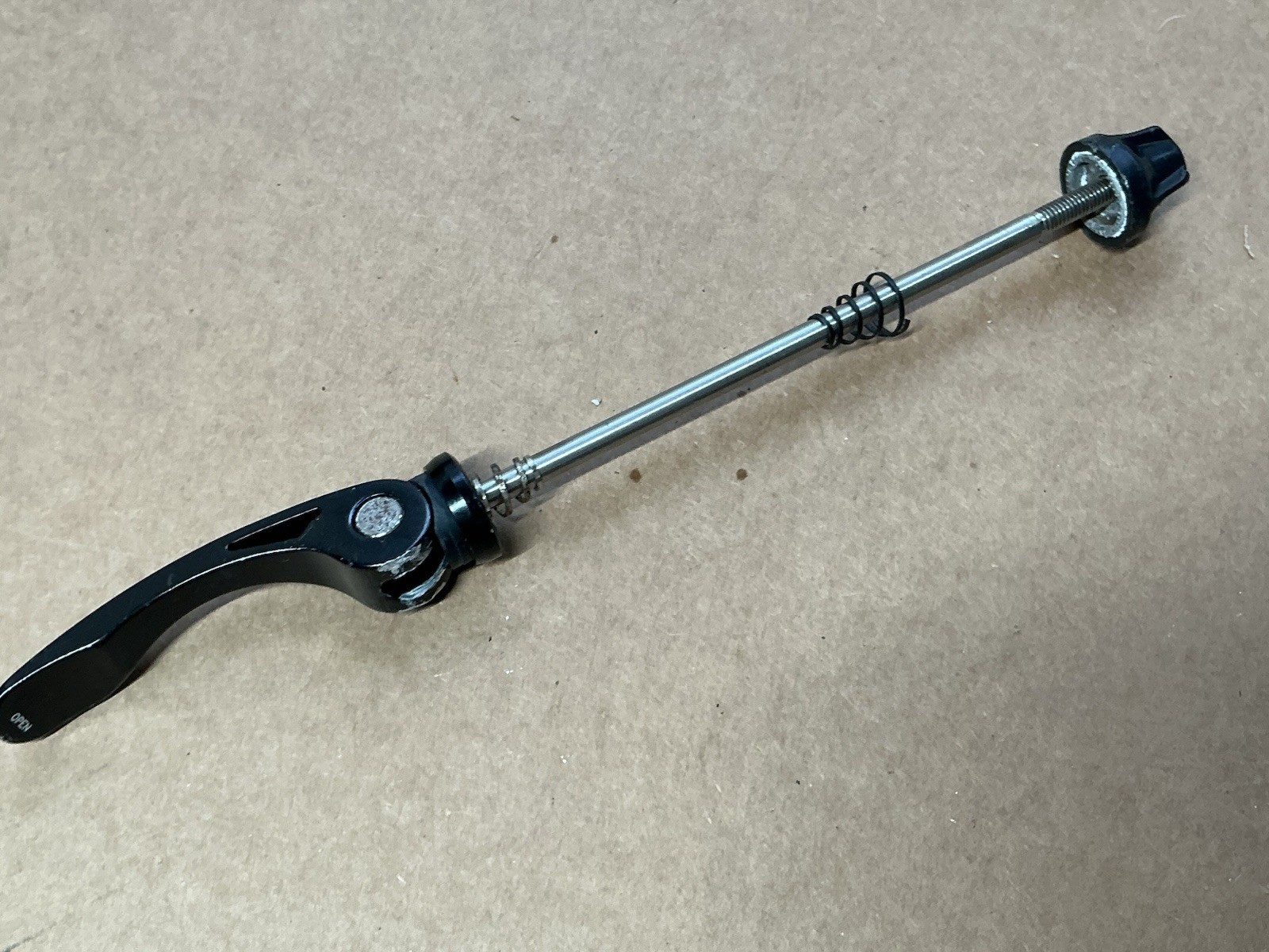 American Classic Titanium Front Quick-Release Skewer +Extra Road/MTB
