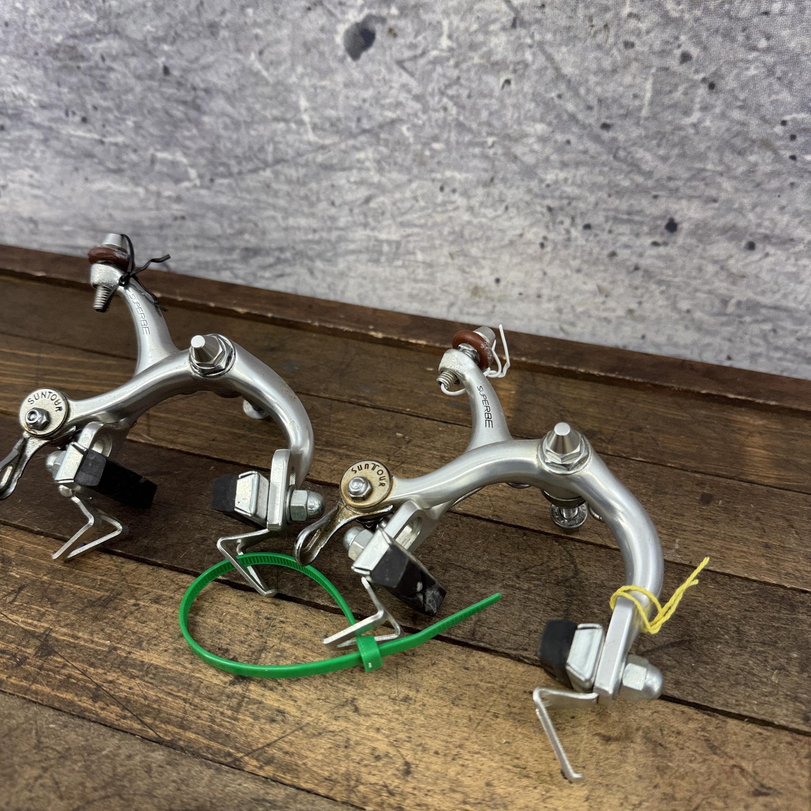 Vintage Suntour Superbe Caliper Brakes Set Silver Nut Road Bike Side Pull Japan