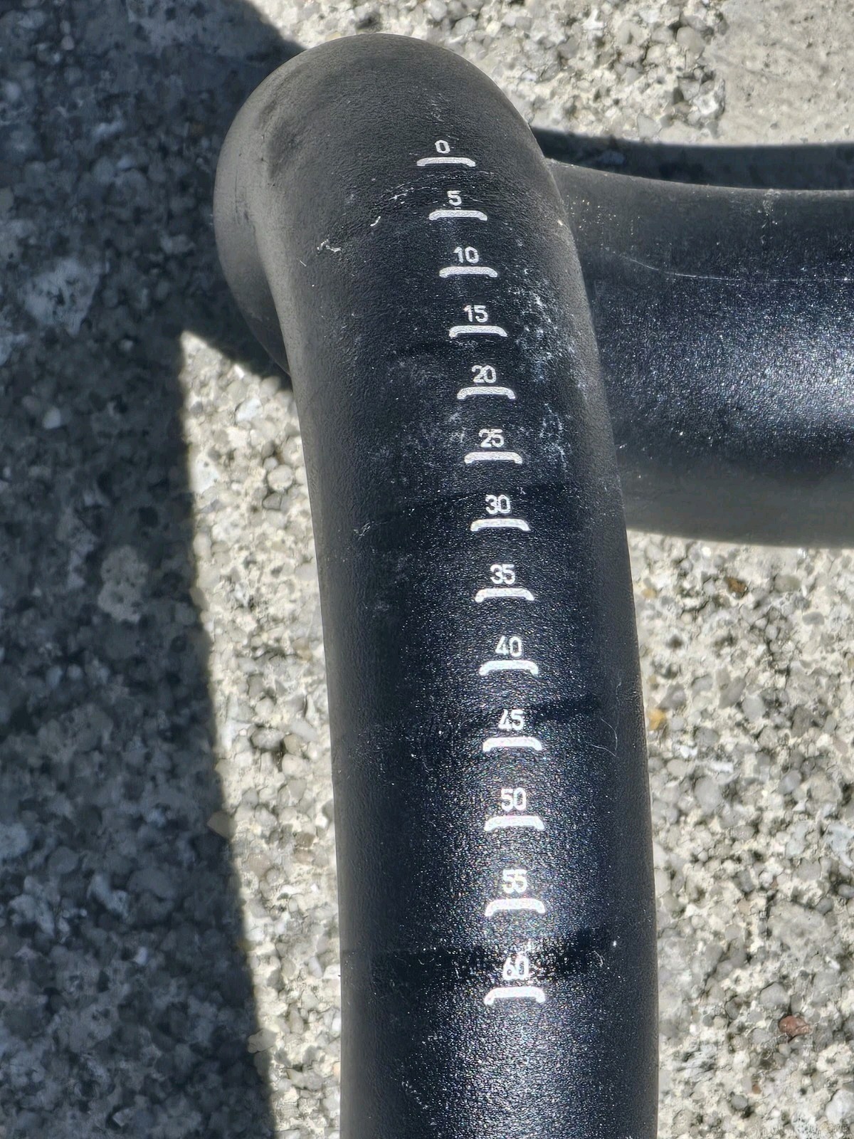 Specialized Shallow Bend AL-2014 Road Handlebar; 123mm drop,75mm reach,44cm wide