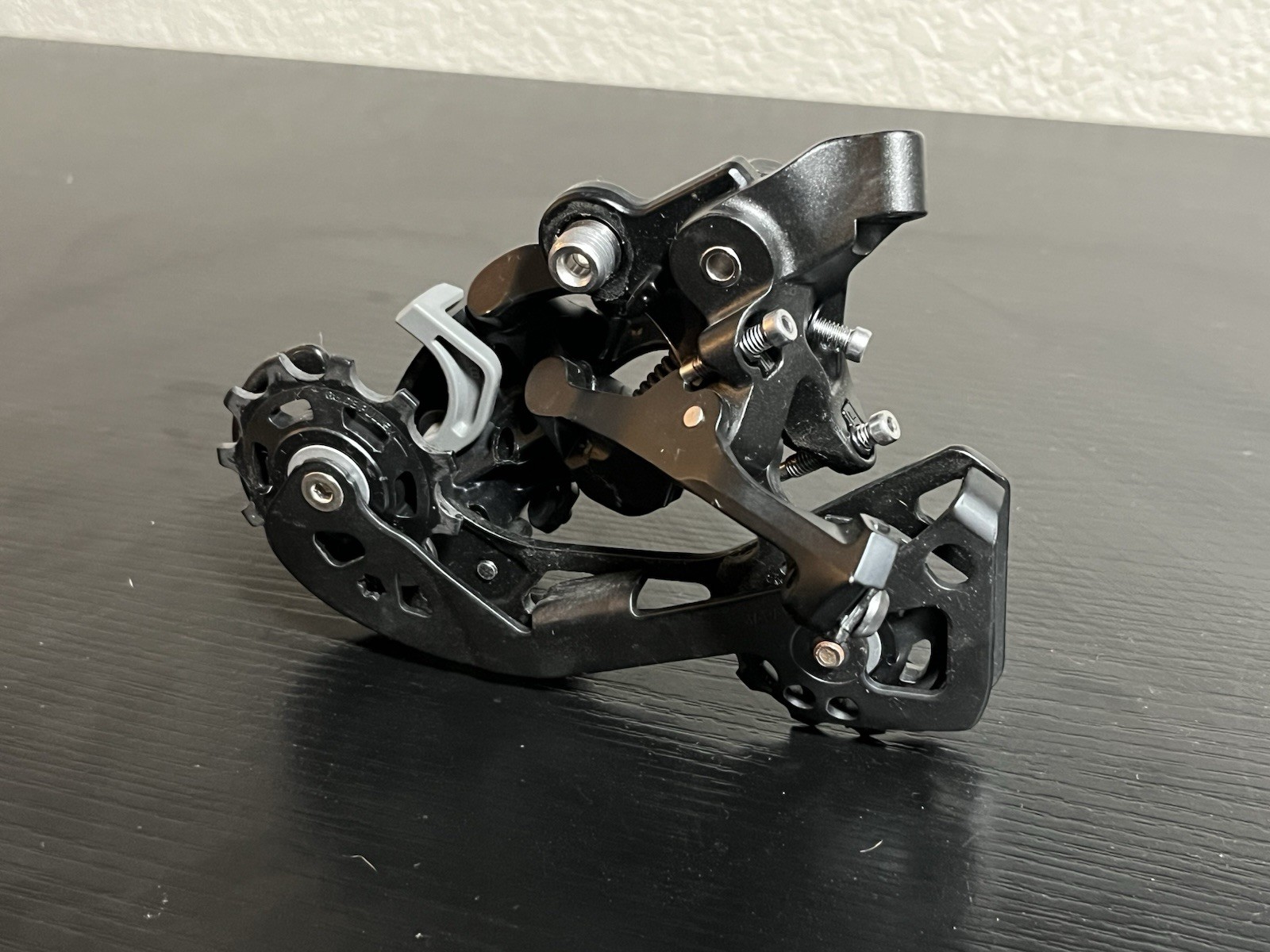 Shimano Deore XT 11-Speed Rear Derailleur [RD-M8000]