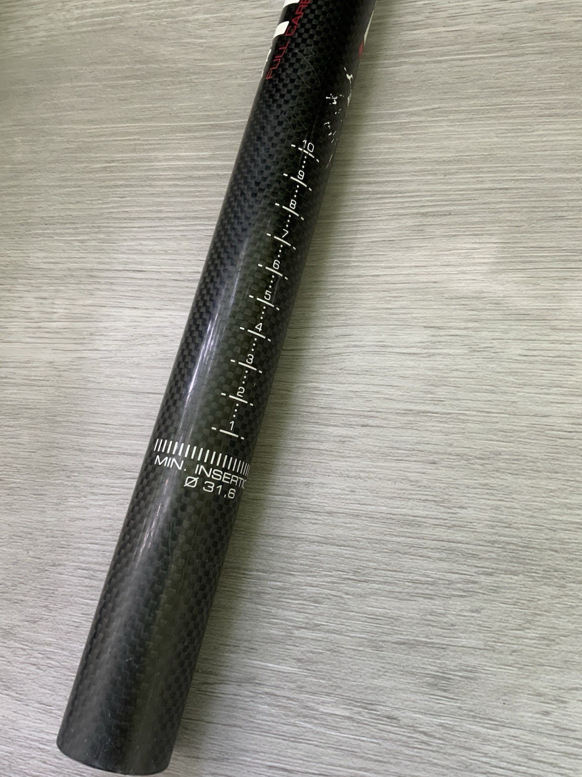 ITM PATHOM CARBON SEAT POST 31.6 MM x 350 MM TOTAL LENGTH 214 GRAMS