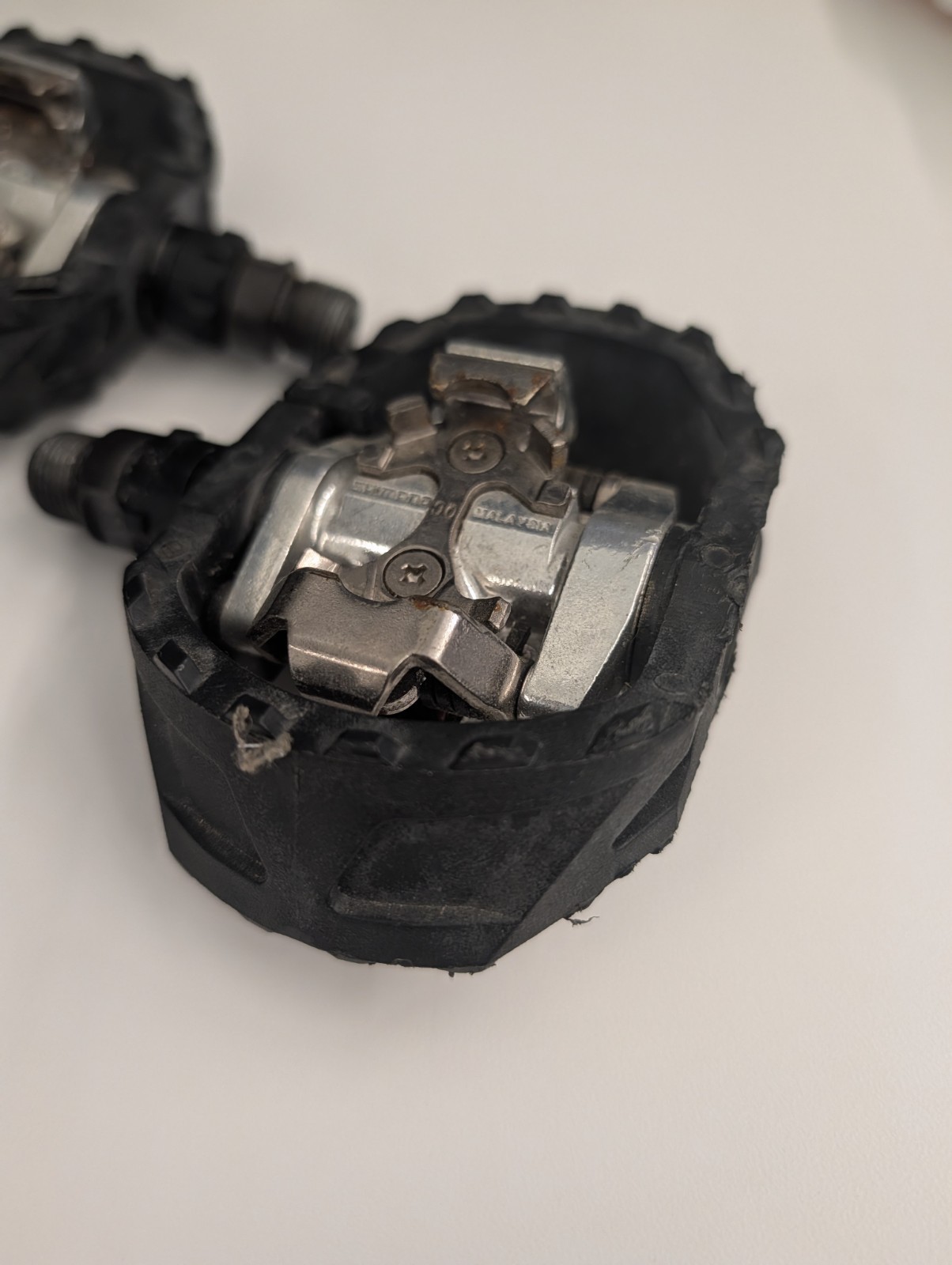 Shimano PD-M424 Clipless Pedals 9/16″ SPD C3