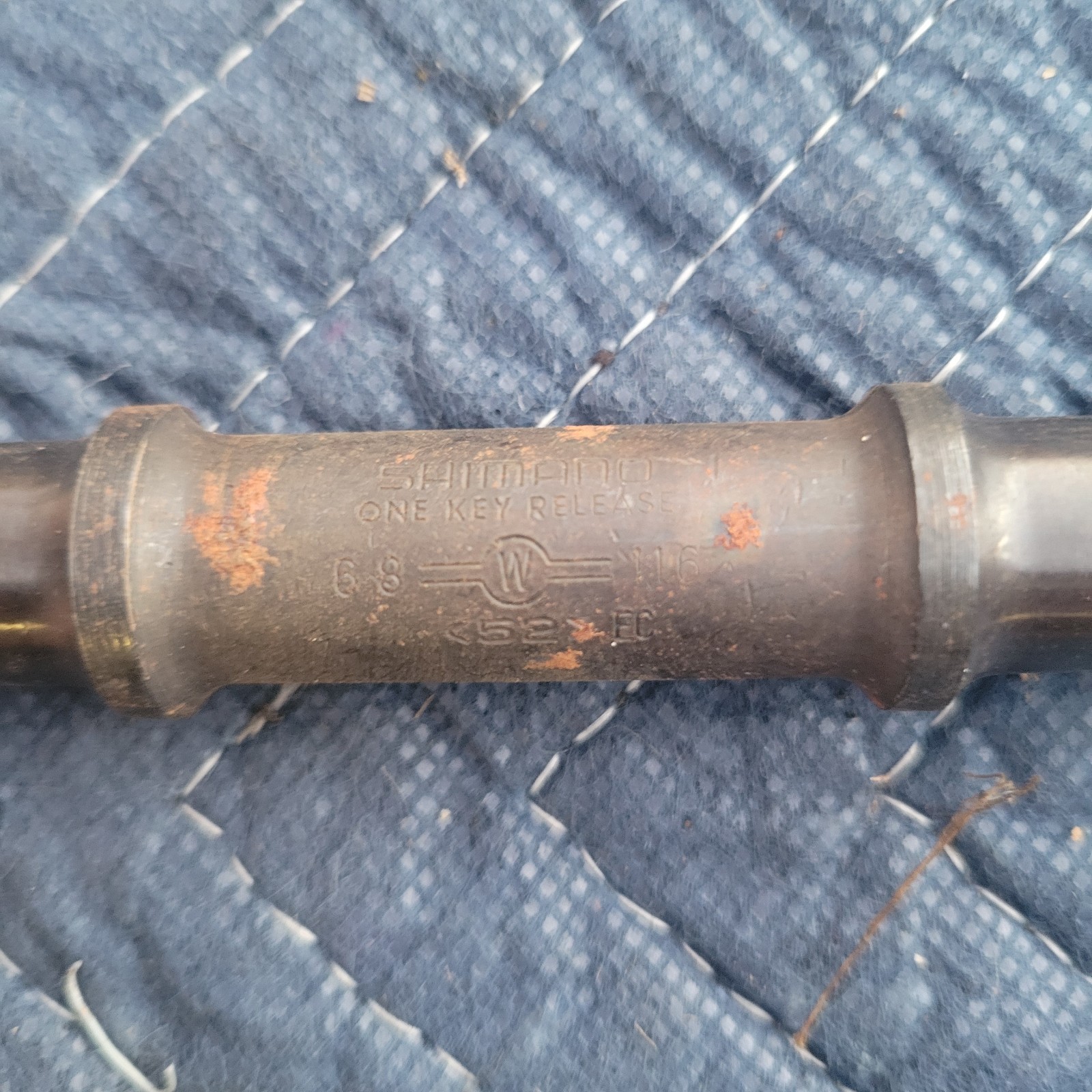 Vintage Shimano 68-W-116mm Square Taper Bottom Bracket Spindle NOS 600 AX Crank