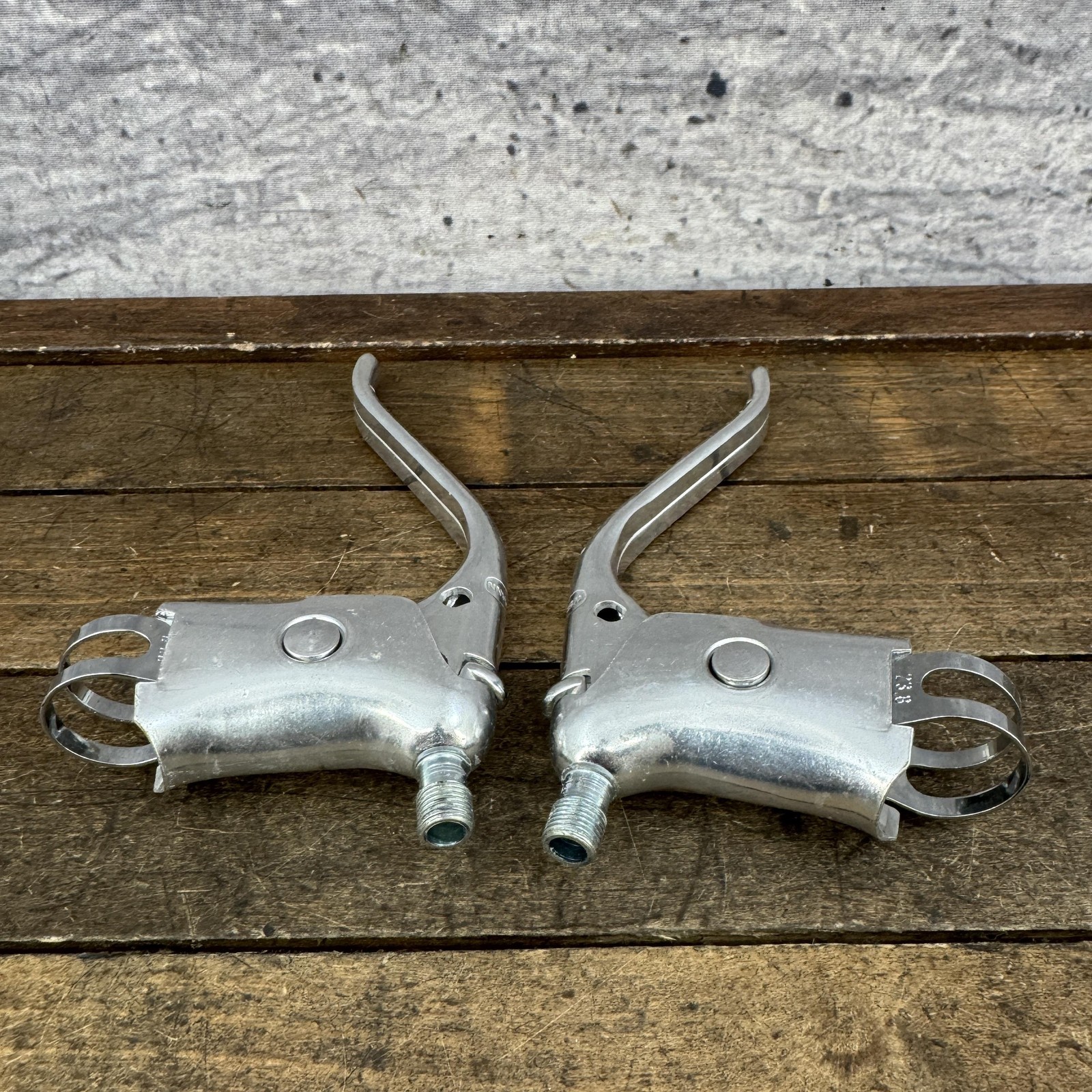 Vintage Weinmann Brake Levers Pair Silver 1979 4-Finger Road Bike Touring Parts