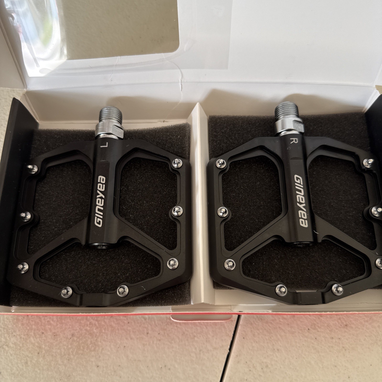 Gineyea Mountain / BMX Bike Pedals, Aluminum Alloy, Bearing + DU, Black