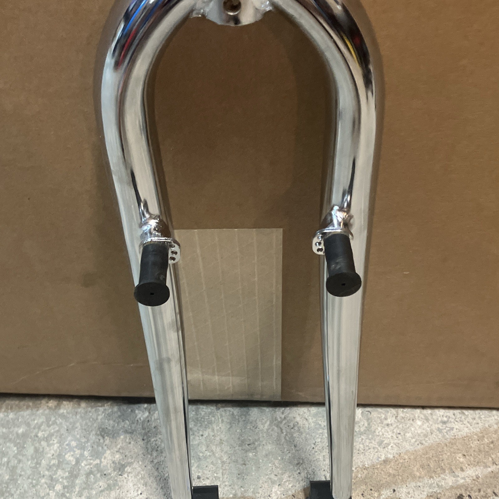 Silver Steel Rigid 26 in Bicycle Fork, 1 in Threaded Steerer, Cruiser