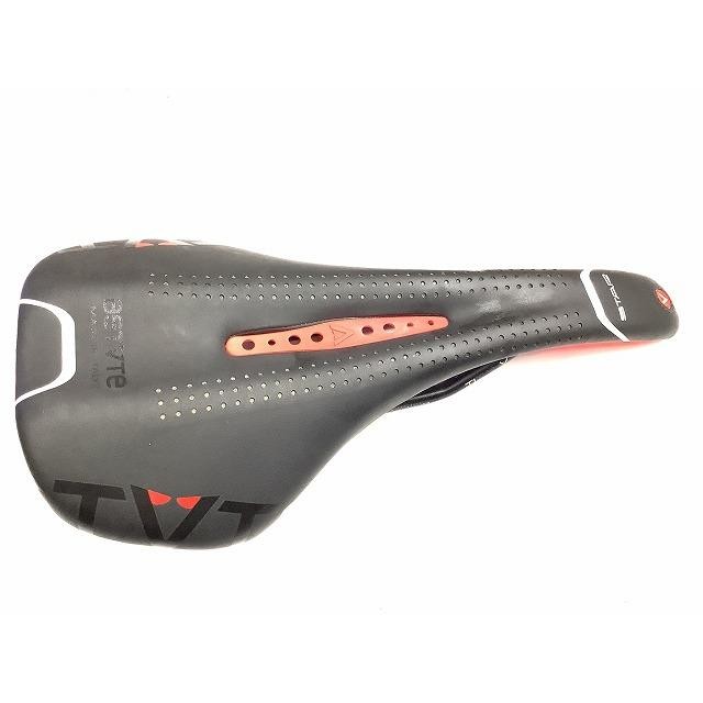 Saddle Astute Saddle STAR TITANV Rail Black