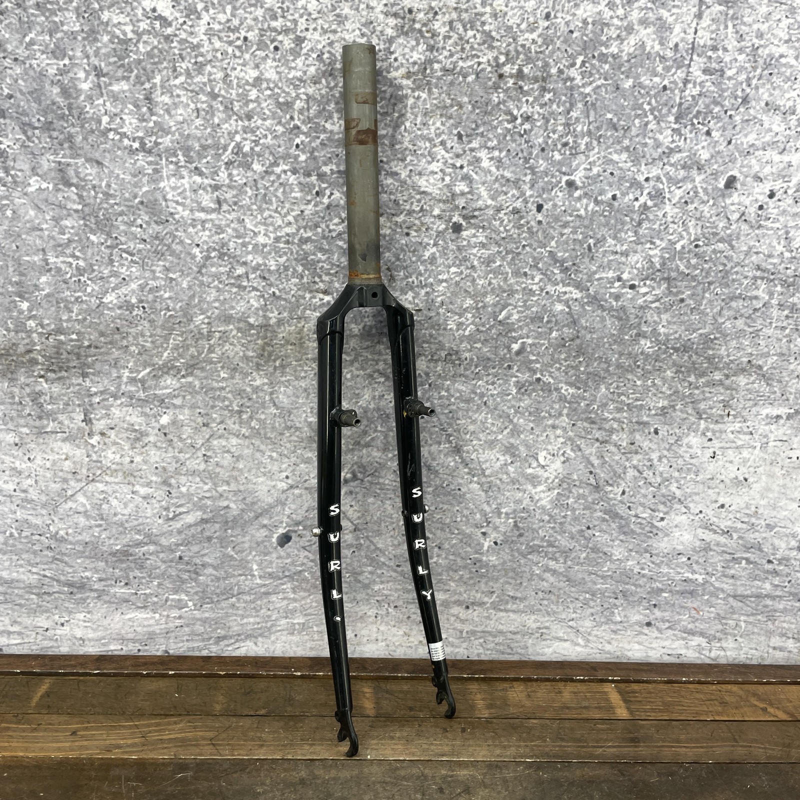 Surly 700c Fork 1 1/8 Threadless Mid-Fork V-Brake Canti QR Steel Black Gravel