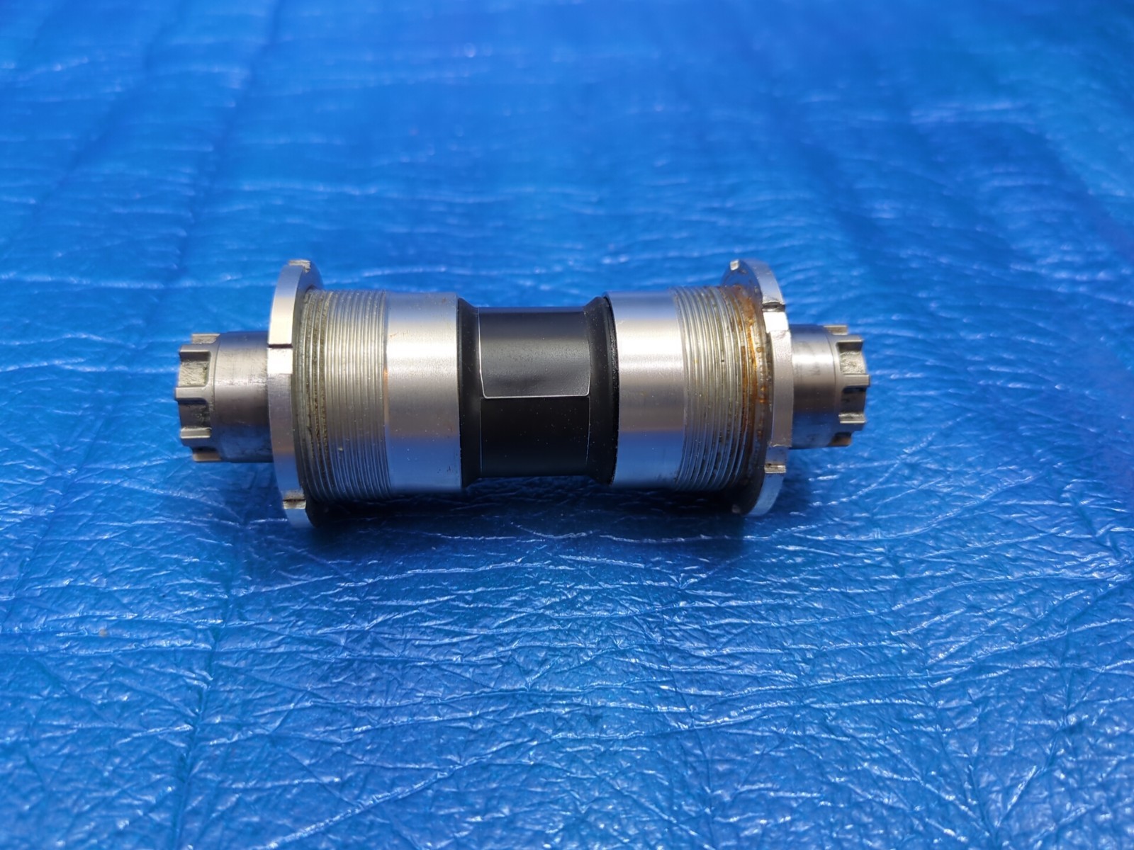 Shimano Dura Ace BB-7700 NJS Bottom Bracket 68mm BSA 109.5mm Free Postage Japan