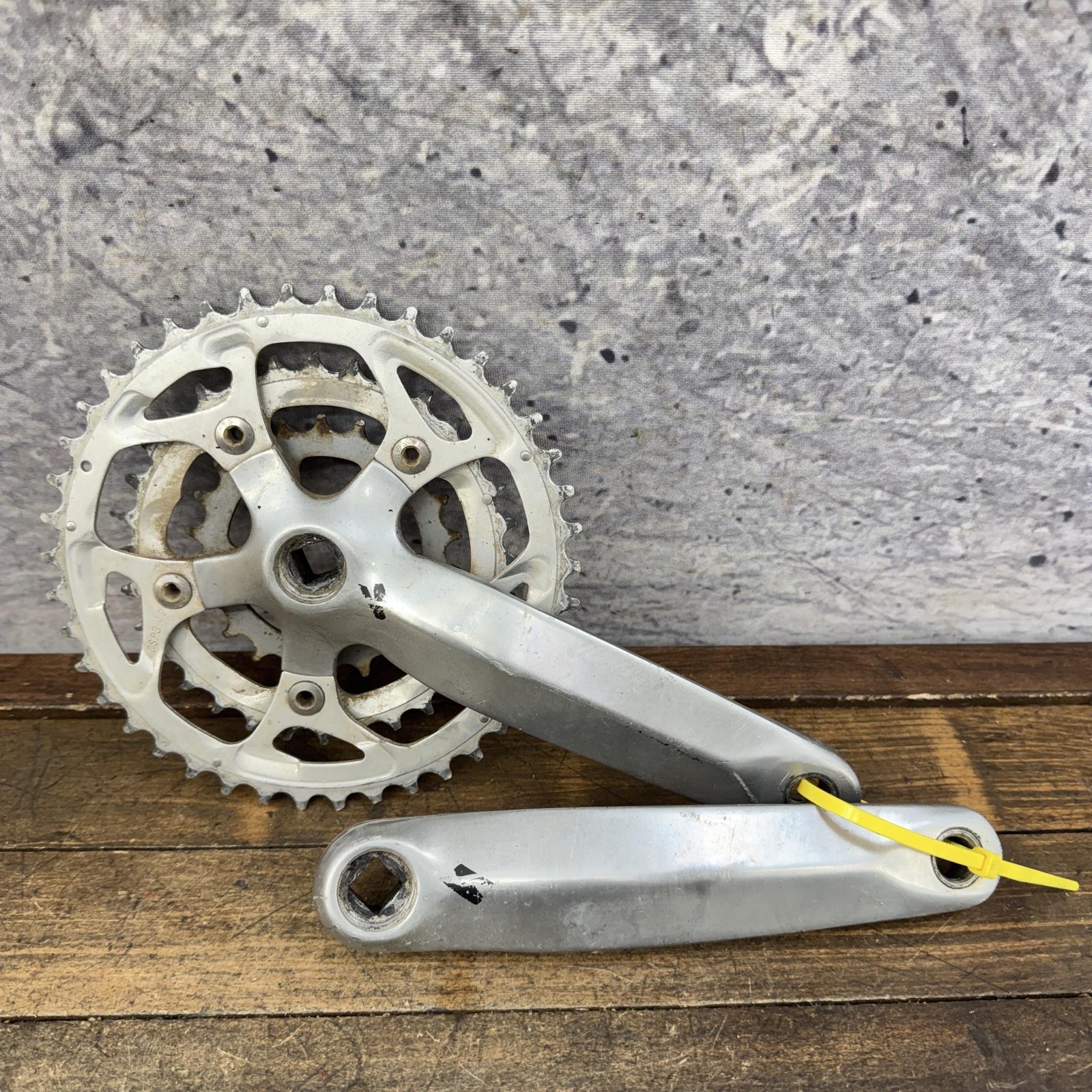 Vintage Sugino Triple Crankset 175mm Specialized Strongarm 42/32/22T 90s MTB