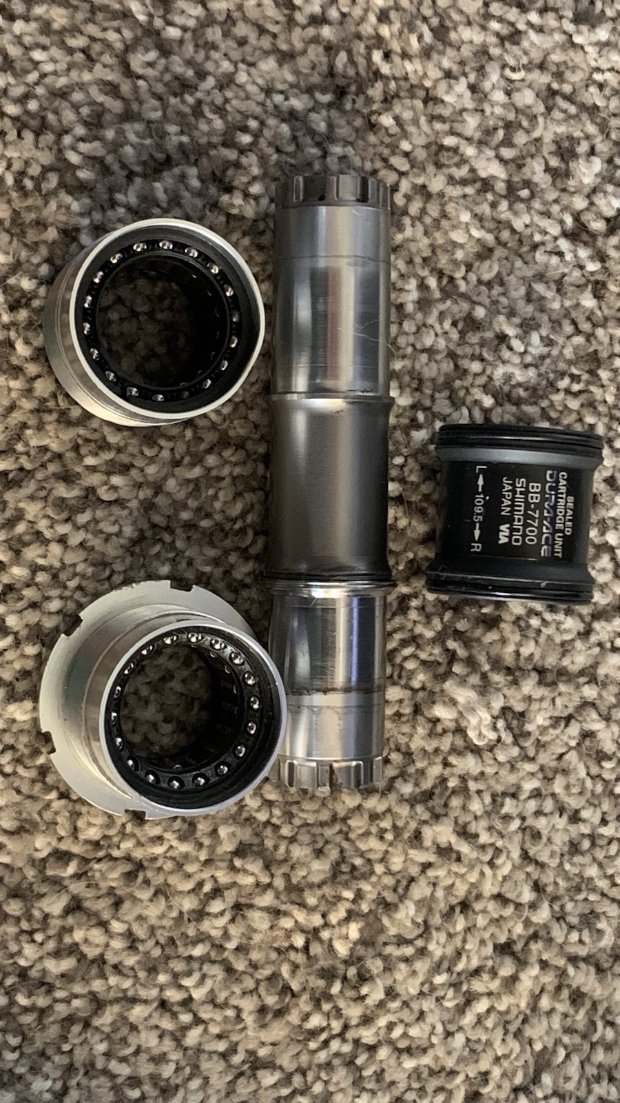 Shimano Dura-Ace BB-7700 Bottom Bracket BSA 109.5mm