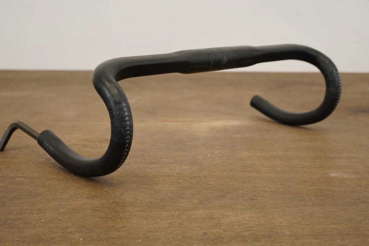42cm Specialized S-WORKS Shallow Bend Carbon Compact Road Handlebar 31.8mm