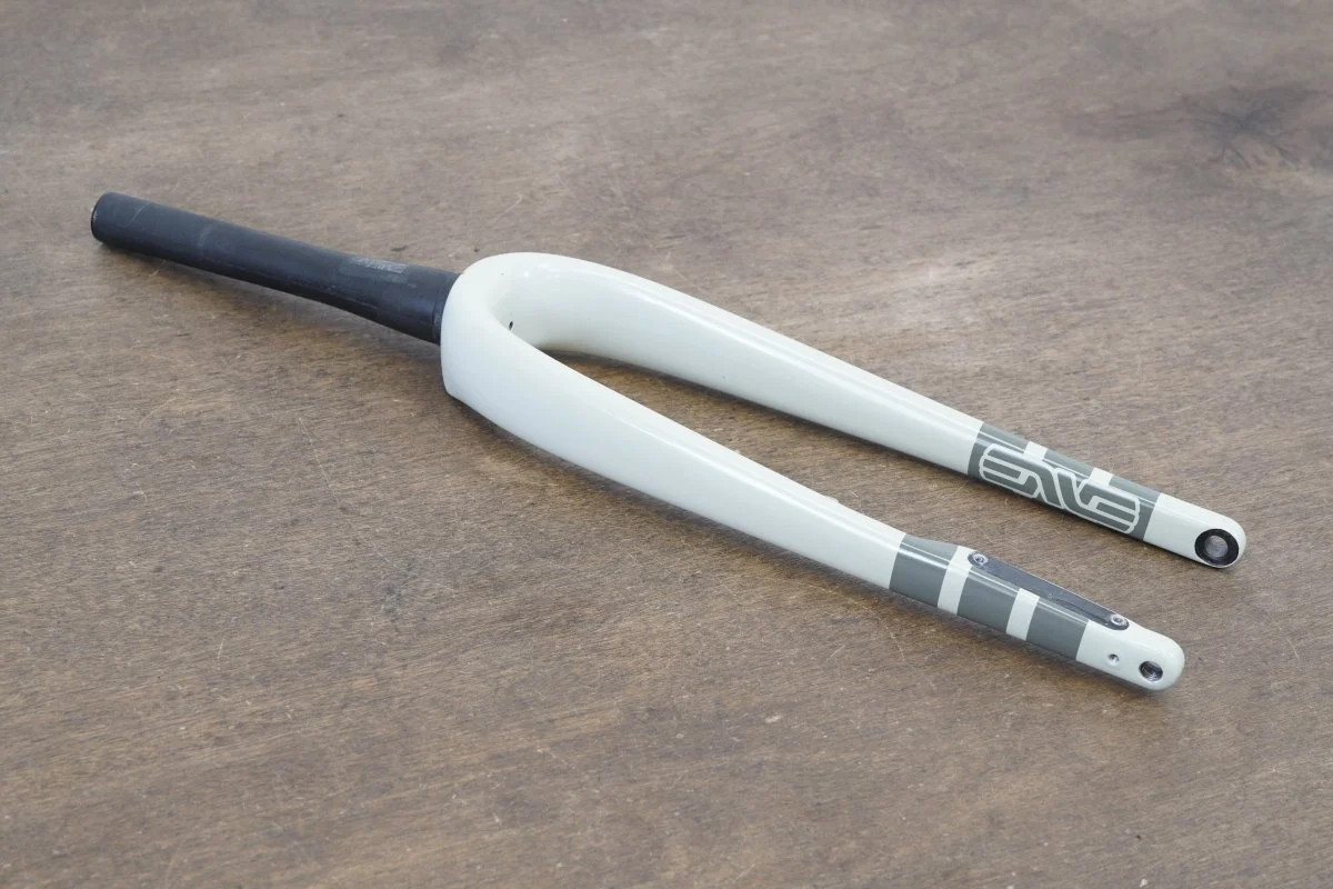 1 1/8″ ENVE Road 1 1/4″ Tapered Carbon Thru-Axle Disc Brake Gravel Fork