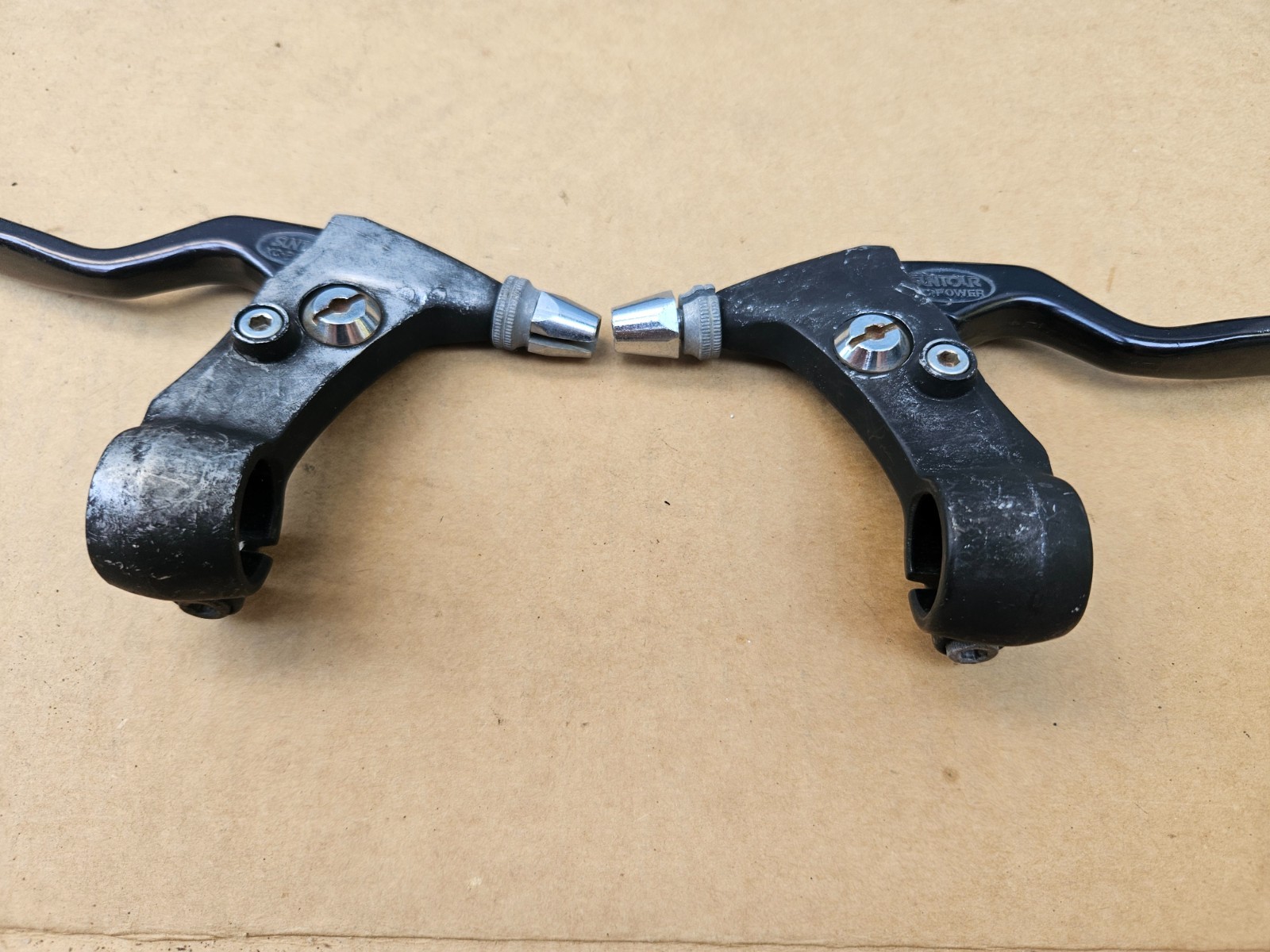 Vintage 80s Suntour XC Power Mountain Bike ATB Brake Levers 4-finger Japan