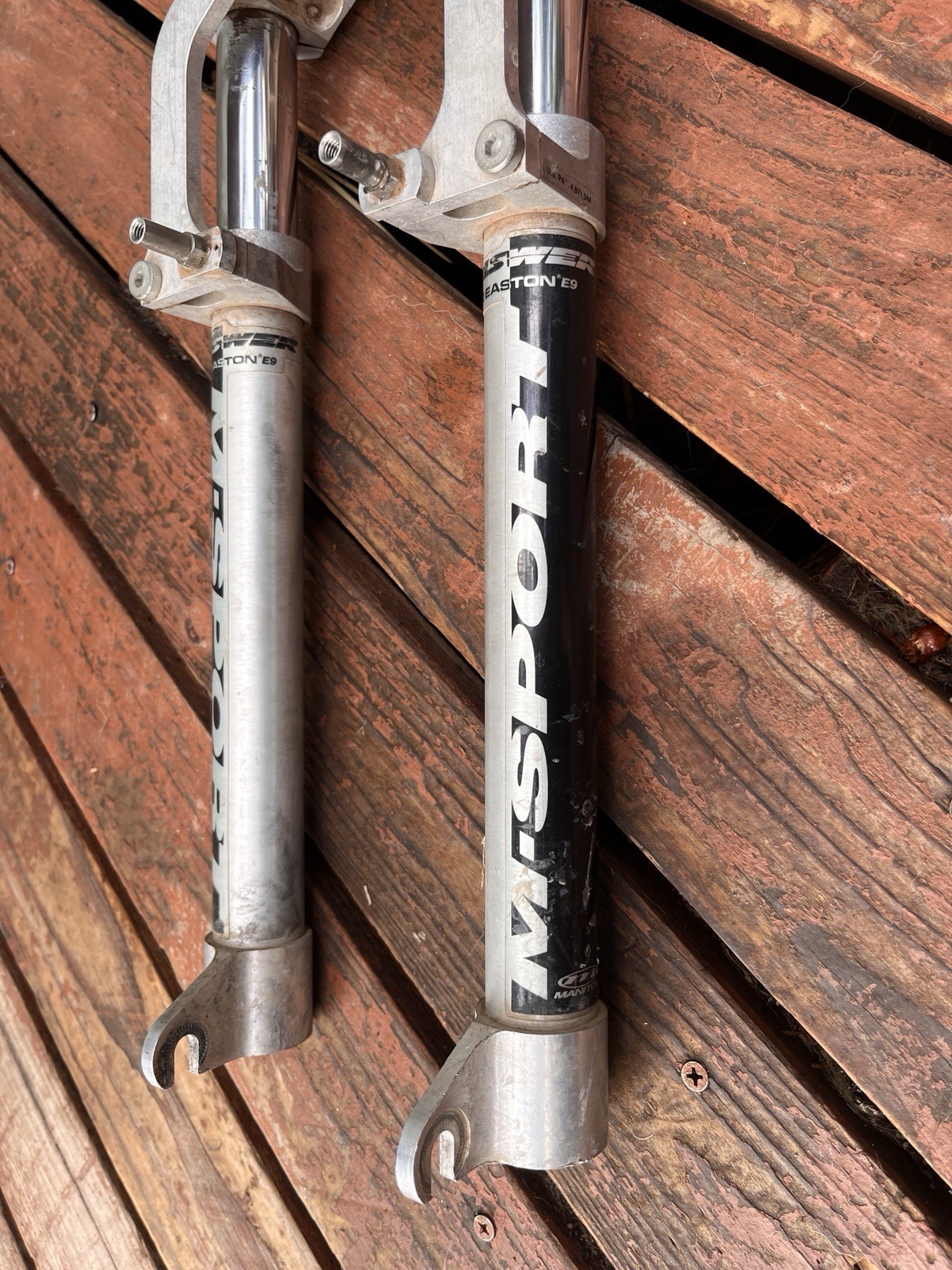 Vintage Manitou M-Sport 26” Fork, 1” Threaded, Rim only