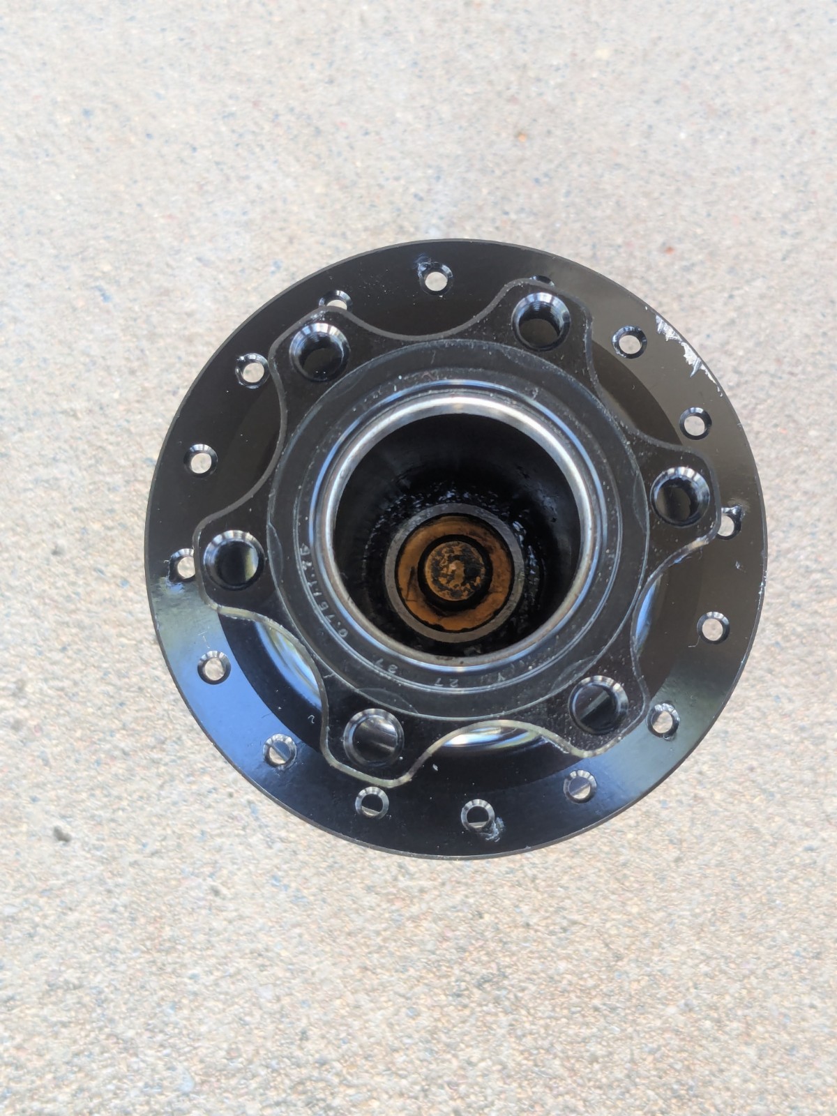 Woodman Lefty Hub 75 mm Wide 32 Hole MTB Mountain Bike Disk Nice