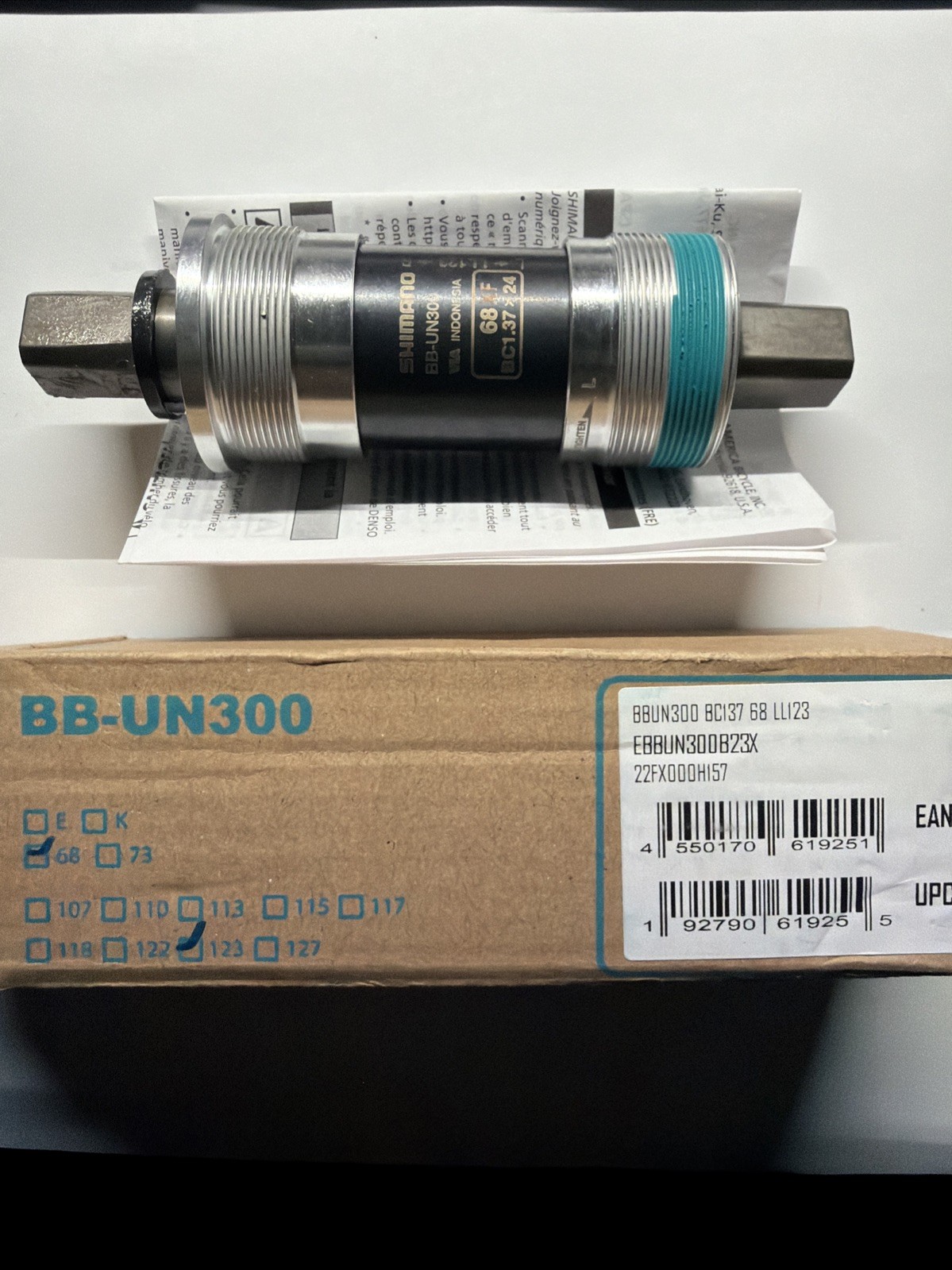 Shimano BB-UN300 bottom bracket British thread, 73 – 122.5 mm (LL123)