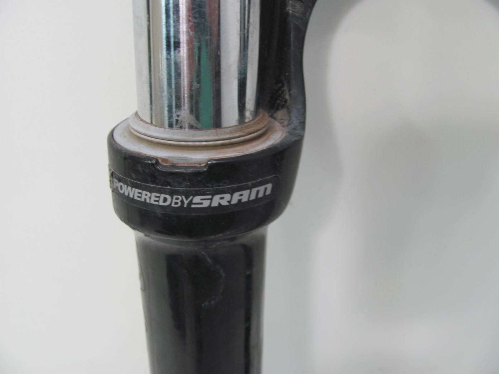 FUJI BELLE 2.0 A6 ALUMINUM 2012 MOUNTAIN BIKE PARTS ROCKSHOX RECON SILVER FORKS