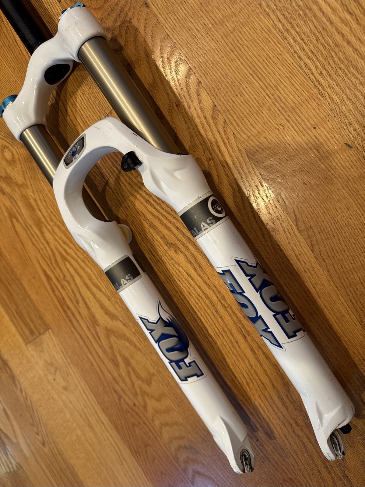 Fox Talas 32 RL 26″ Suspension Fork 130mm – 1 1/8” Straight – PM Disc Brake