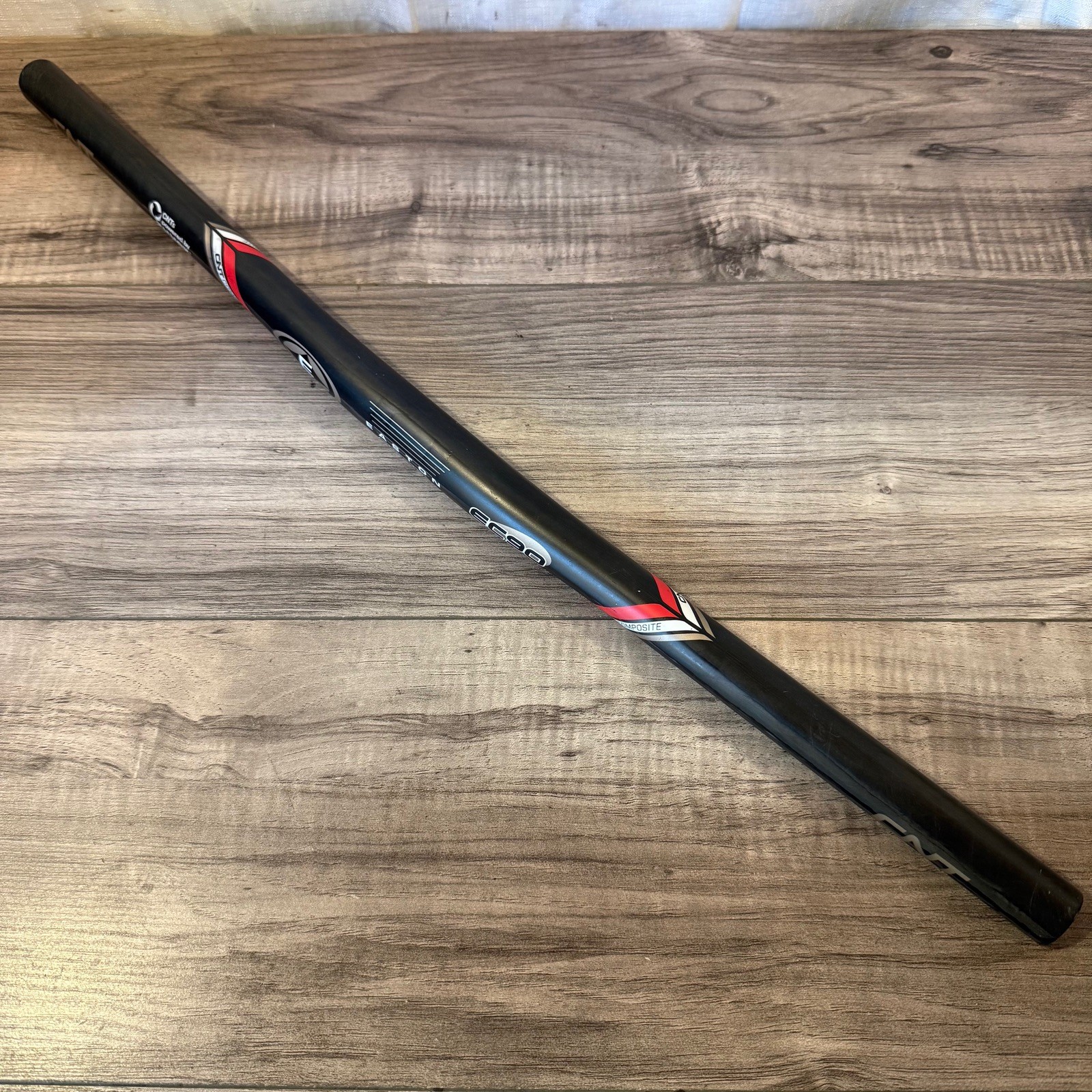 Easton EC90 560mm Taperwall 3 Degree 99g 25.4 Carbon Fiber Flat MTB Handlebar