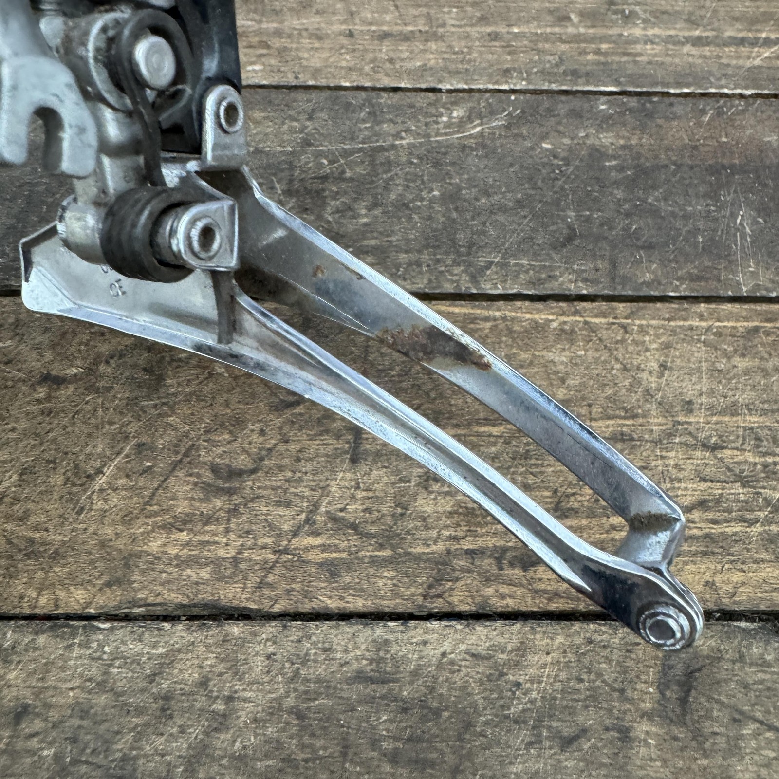 Vintage Suntour Cyclone 7000 Front Derailleur 31.8 Clamp-On Road Double No Bolt