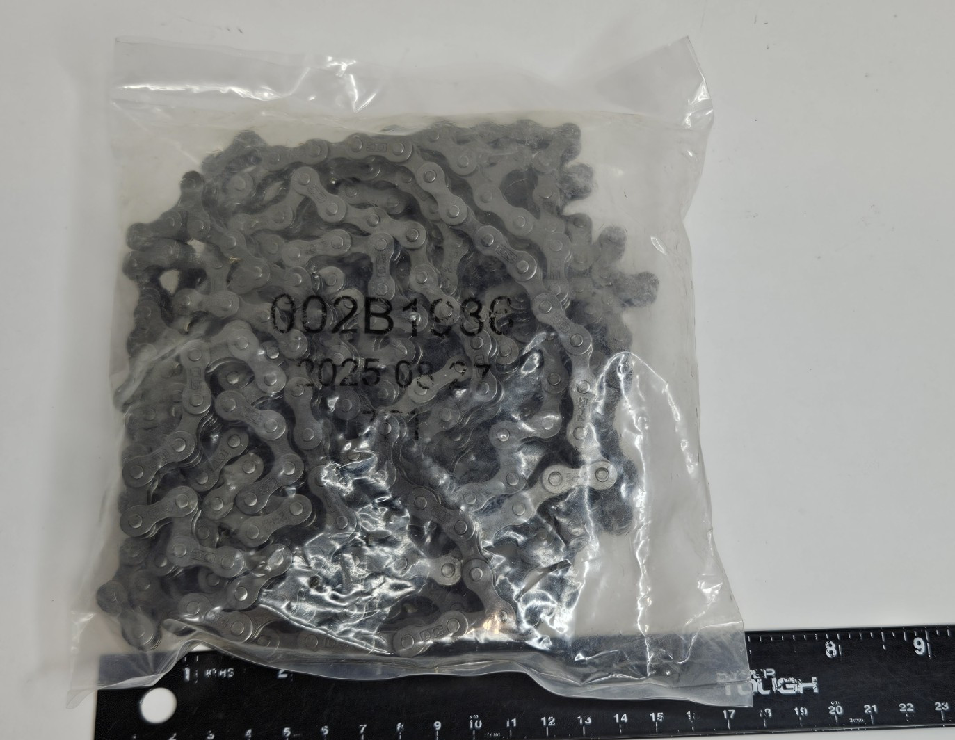 New Bicycle Chain Sealed Package 3.3 lbs – 002B1936 8/27/25